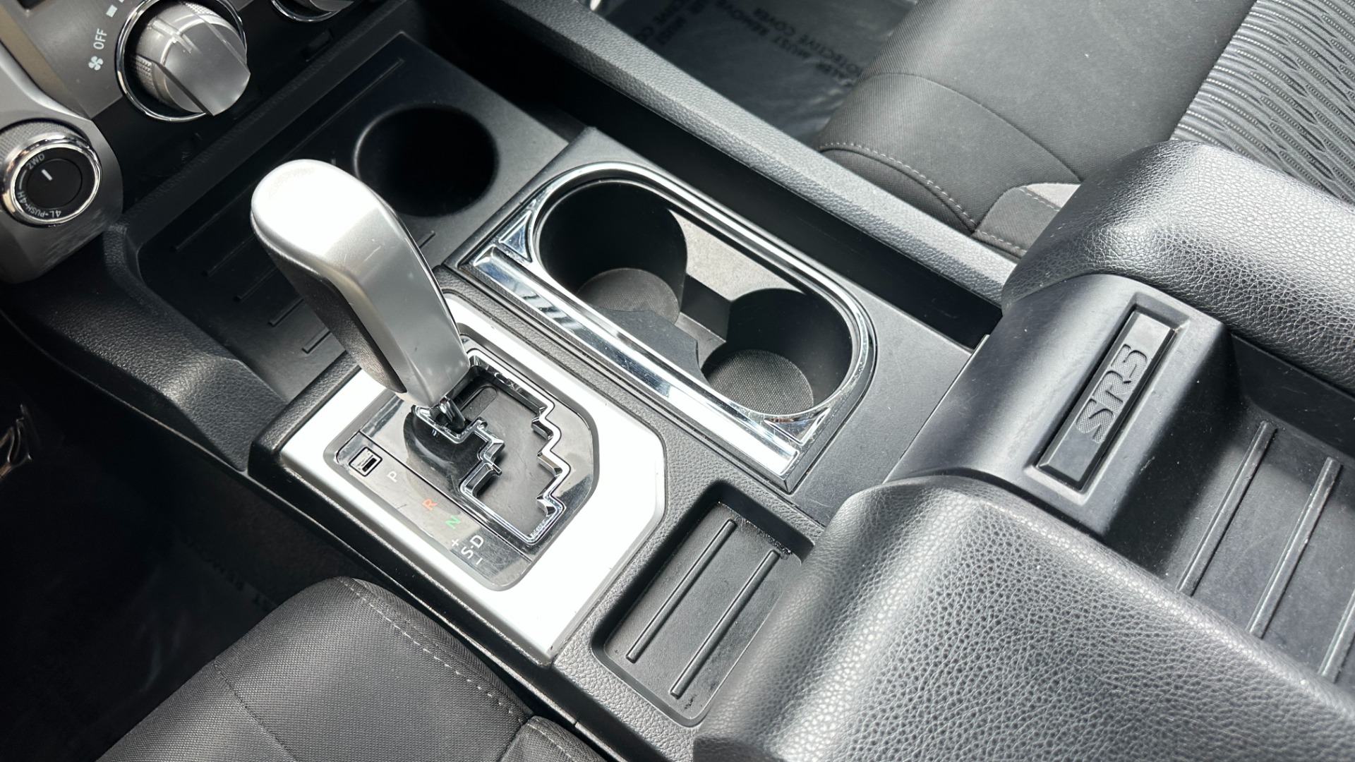 Used 2017 Toyota Tundra 4WD SR5 for sale $32,795 at Formula Imports in Charlotte NC 28227 25