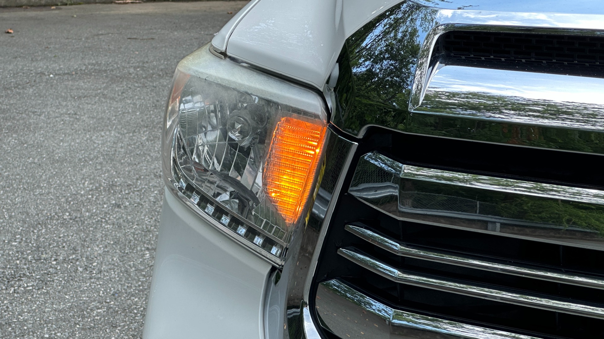 Used 2017 Toyota Tundra 4WD SR5 for sale $32,795 at Formula Imports in Charlotte NC 28227 37
