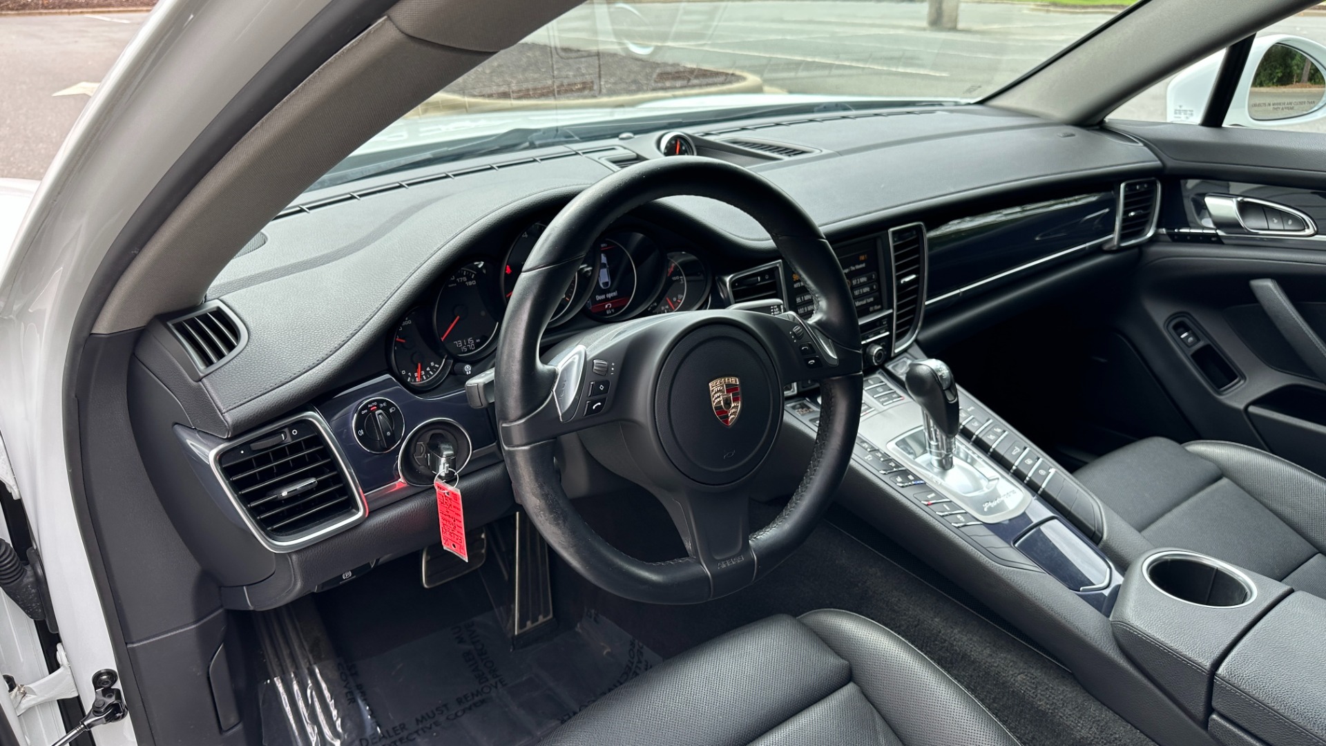 Used 2013 Porsche Panamera 4 / TURBO 2 WHEELS / PREMIUM / BOSE / GLOSS BLACK TRIM for sale $28,499 at Formula Imports in Charlotte NC 28227 11