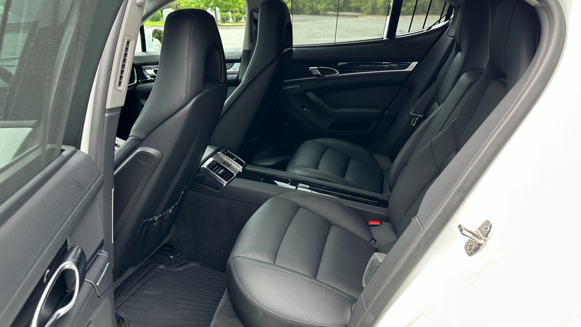 Used 2013 Porsche Panamera 4 / TURBO 2 WHEELS / PREMIUM / BOSE / GLOSS BLACK TRIM for sale $28,499 at Formula Imports in Charlotte NC 28227 25