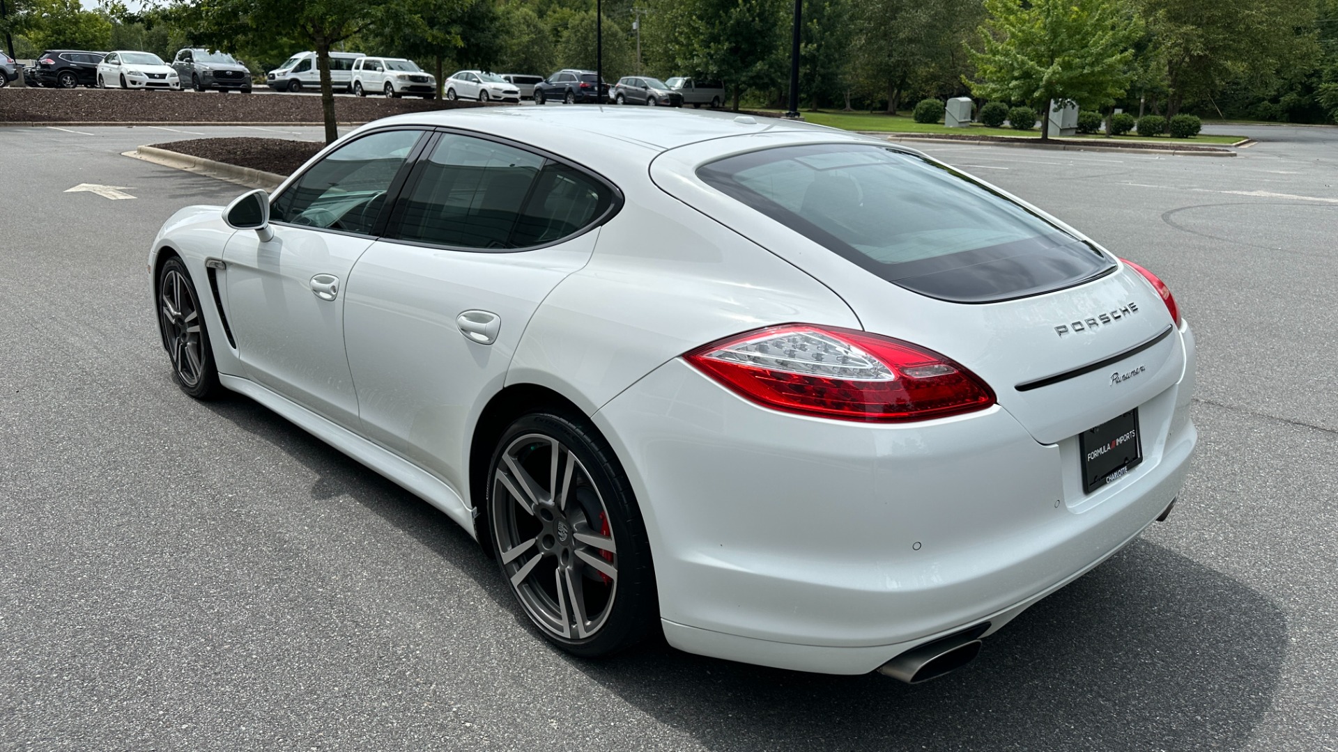 Used 2013 Porsche Panamera 4 / TURBO 2 WHEELS / PREMIUM / BOSE / GLOSS BLACK TRIM for sale $28,499 at Formula Imports in Charlotte NC 28227 7