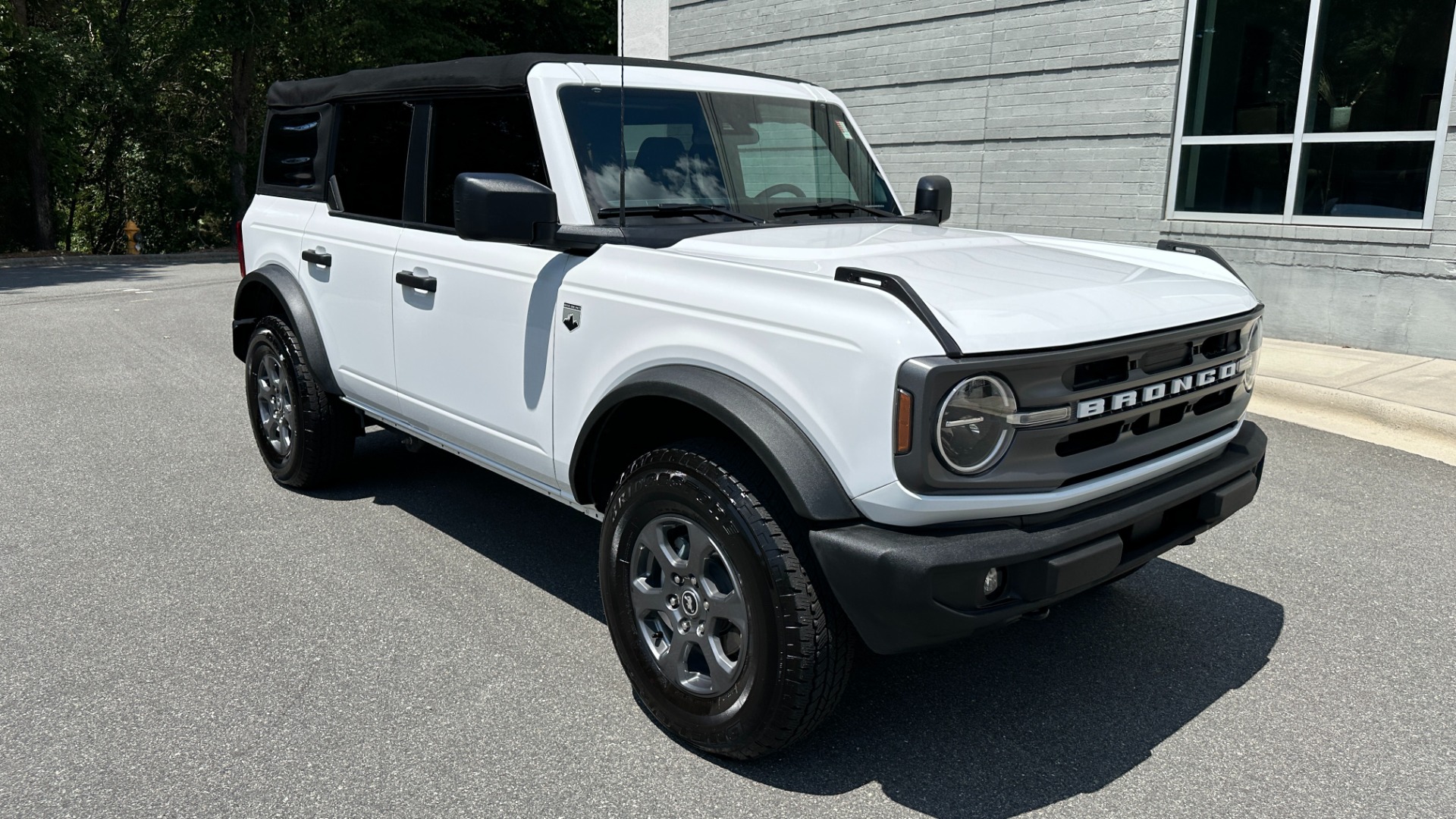 Used 2022 Ford Bronco BIG BEND / SOFT TOP / 10SPD / CLOTH / TOUCHSCREEN for sale Sold at Formula Imports in Charlotte NC 28227 2