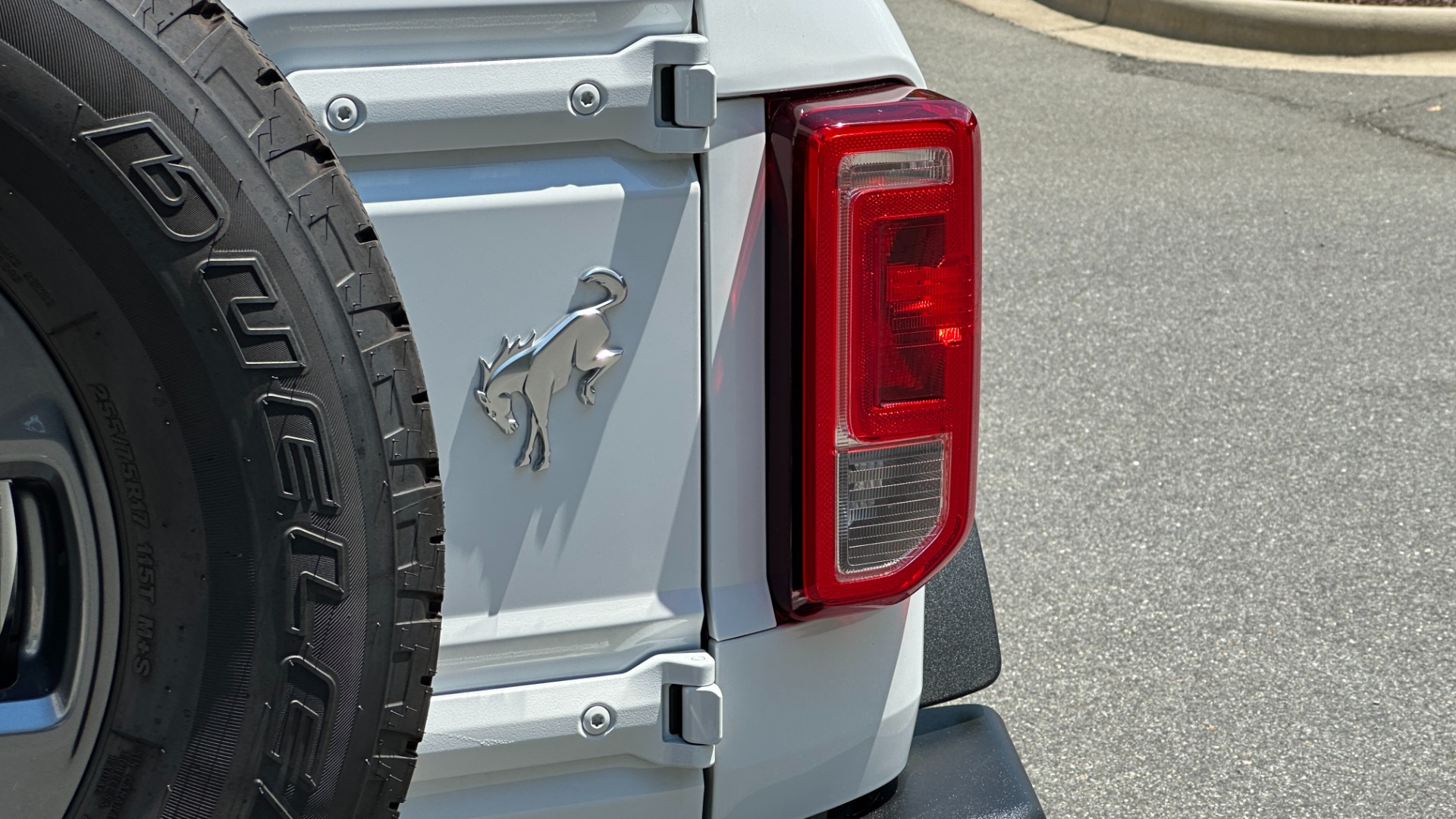 Used 2022 Ford Bronco BIG BEND / SOFT TOP / 10SPD / CLOTH / TOUCHSCREEN for sale Sold at Formula Imports in Charlotte NC 28227 45