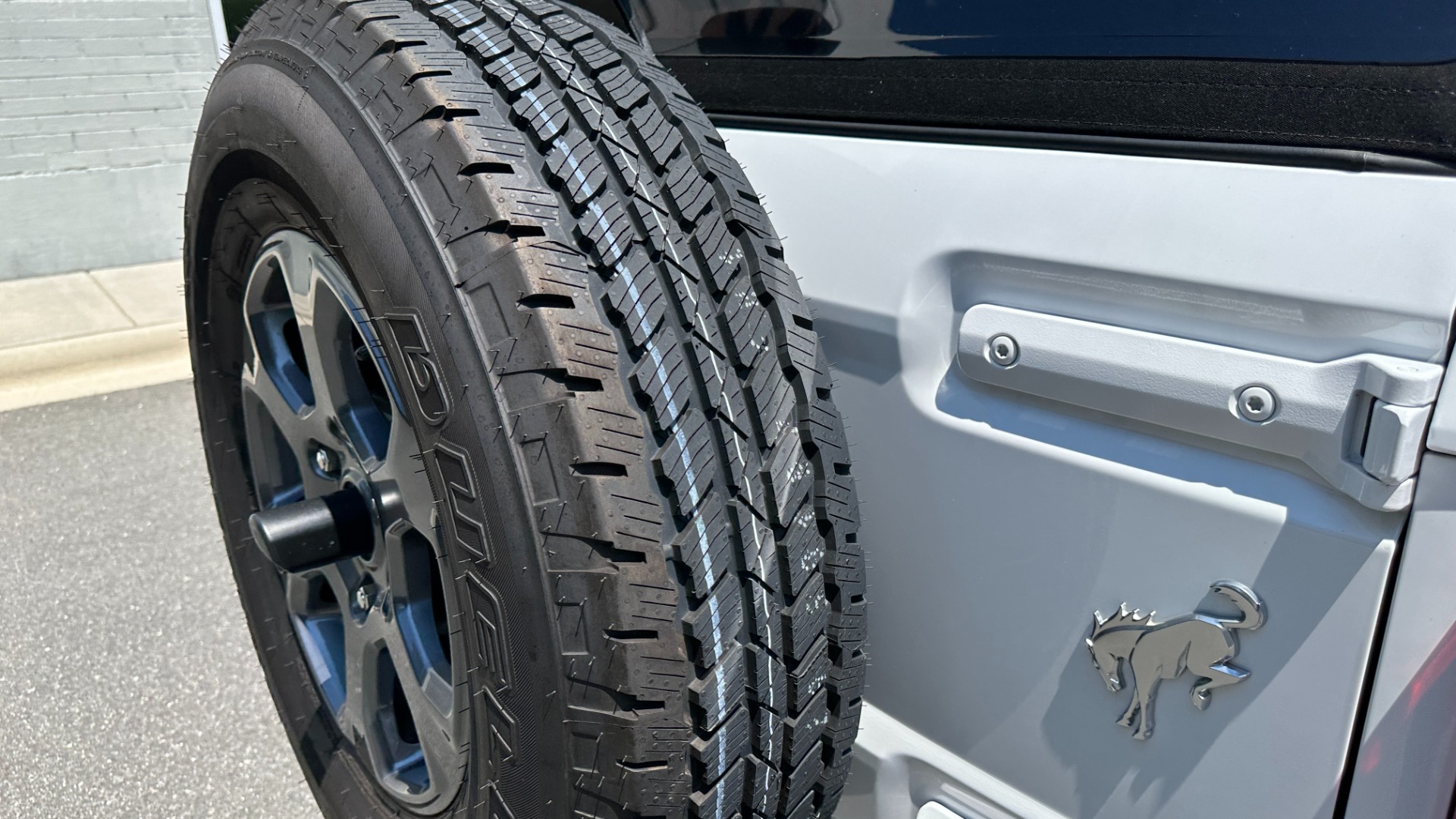 Used 2022 Ford Bronco BIG BEND / SOFT TOP / 10SPD / CLOTH / TOUCHSCREEN for sale Sold at Formula Imports in Charlotte NC 28227 46