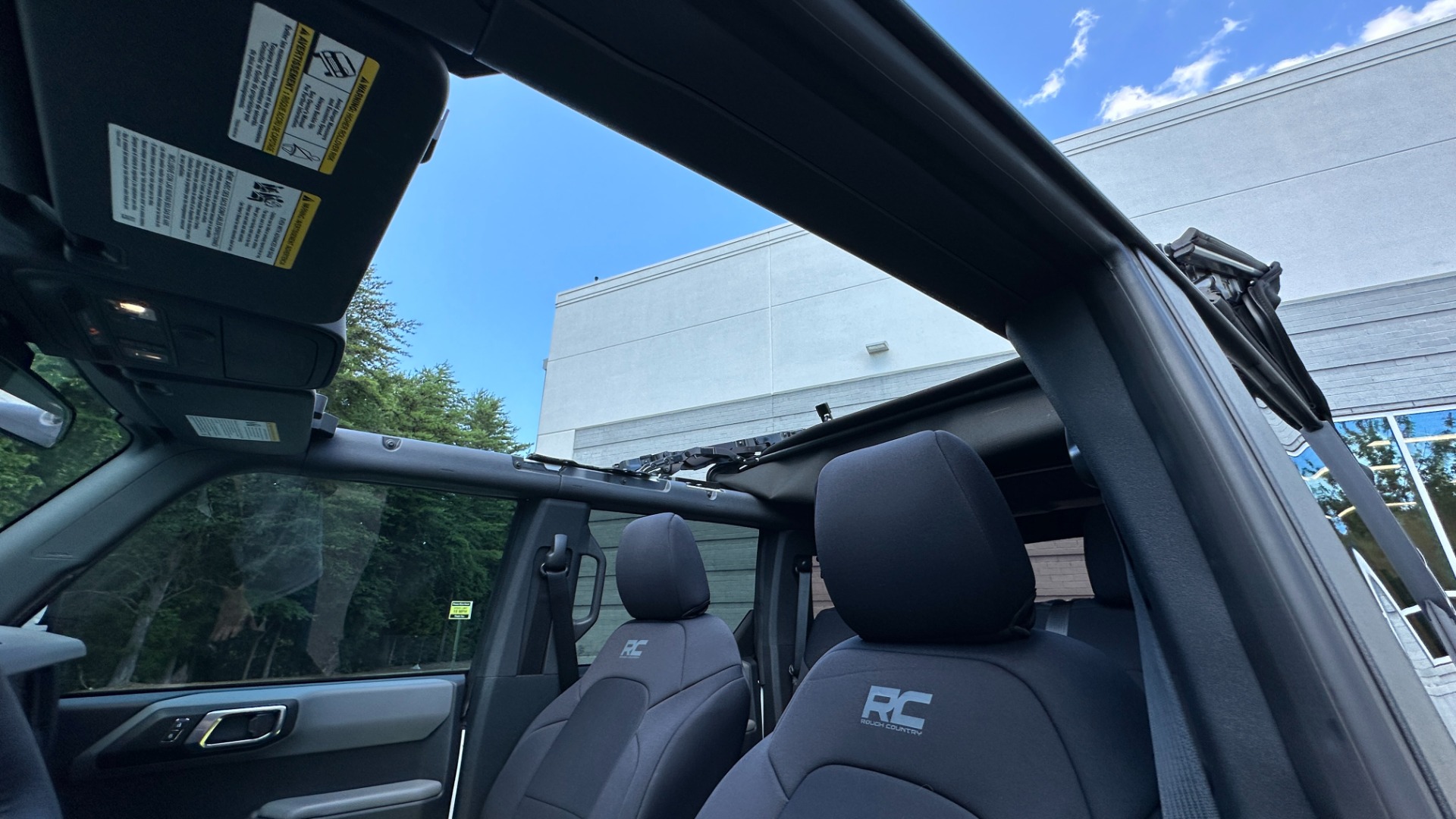 Used 2022 Ford Bronco BIG BEND / SOFT TOP / 10SPD / CLOTH / TOUCHSCREEN for sale Sold at Formula Imports in Charlotte NC 28227 52