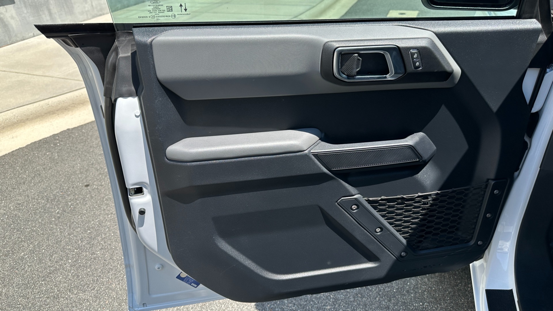 Used 2022 Ford Bronco BIG BEND / SOFT TOP / 10SPD / CLOTH / TOUCHSCREEN for sale Sold at Formula Imports in Charlotte NC 28227 9