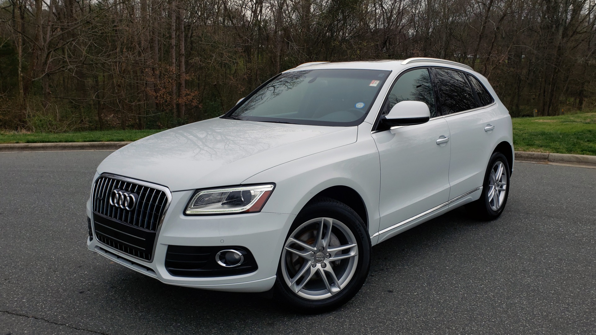 Used 2017 Audi Q5 PREMIUM PLUS / TECH / NAV / PANO-ROOF / B&O SND / REARVIEW for sale Sold at Formula Imports in Charlotte NC 28227 1