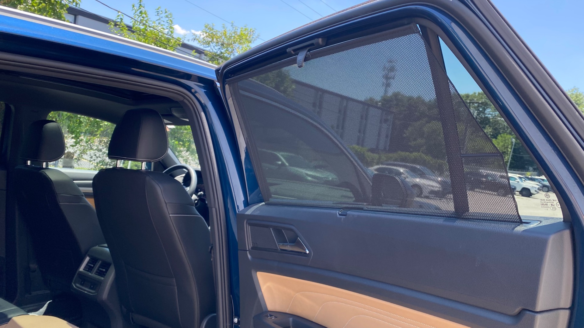 Used 2023 Volkswagen Atlas Cross Sport 3.6L V6 SEL Premium R-Line for sale $44,999 at Formula Imports in Charlotte NC 28227 34