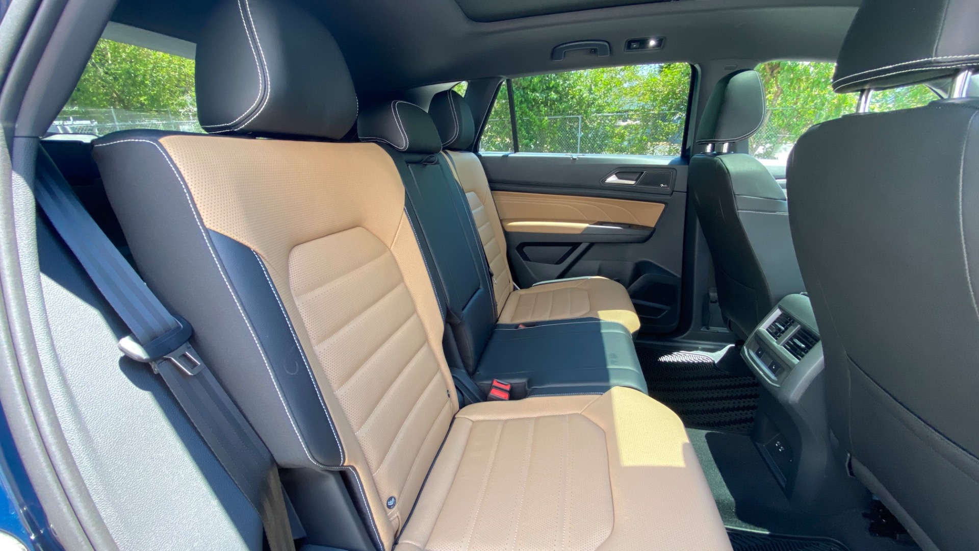 Used 2023 Volkswagen Atlas Cross Sport 3.6L V6 SEL Premium R-Line for sale $44,999 at Formula Imports in Charlotte NC 28227 36