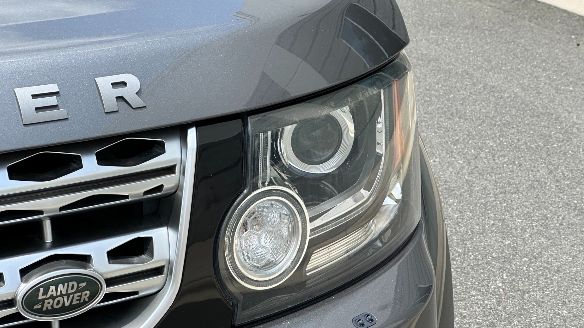 Used 2015 Land Rover LR4 LUX / VISION ASSIST / 20IN WHEELS / GLOSS BLACK TRIM / 3 ROW SEATING for sale $22,500 at Formula Imports in Charlotte NC 28227 54