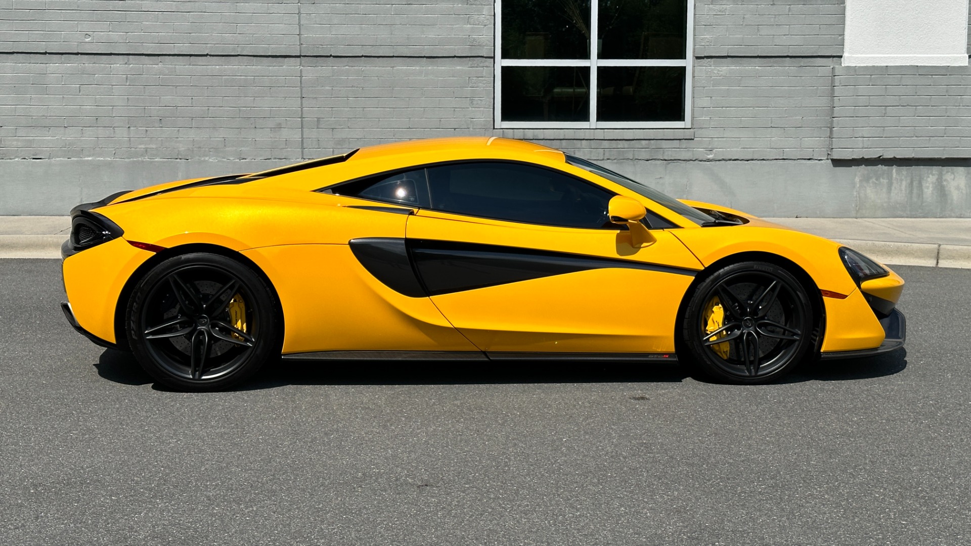 Used 2016 McLaren 570S COUPE / FULL PAINT PROTECTION / NEW TIRES 