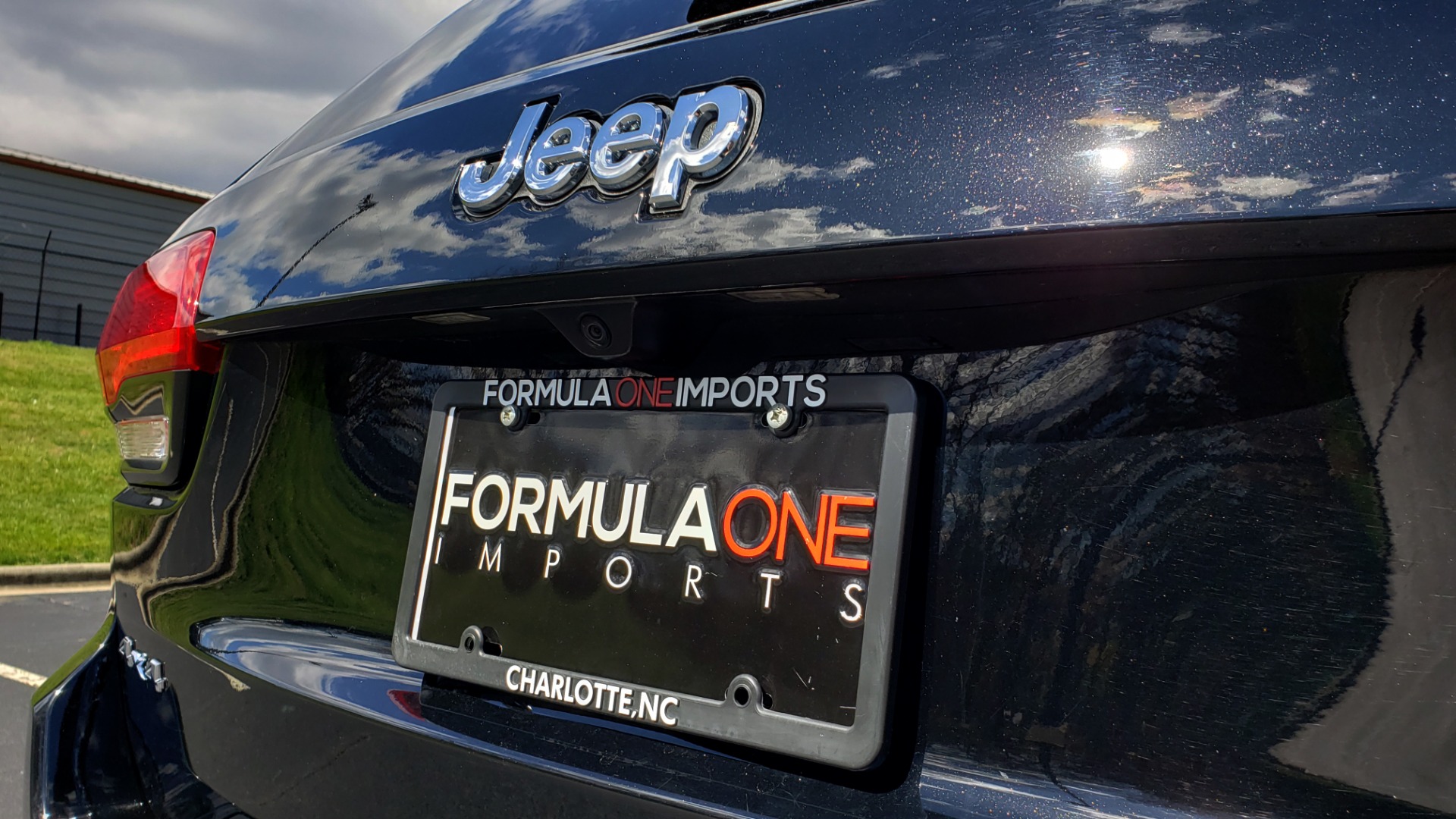 Used 2018 Jeep GRAND CHEROKEE LIMITED 4X4 / NAV / SUNROOF / HTD STS / REARVIEW for sale Sold at Formula Imports in Charlotte NC 28227 35