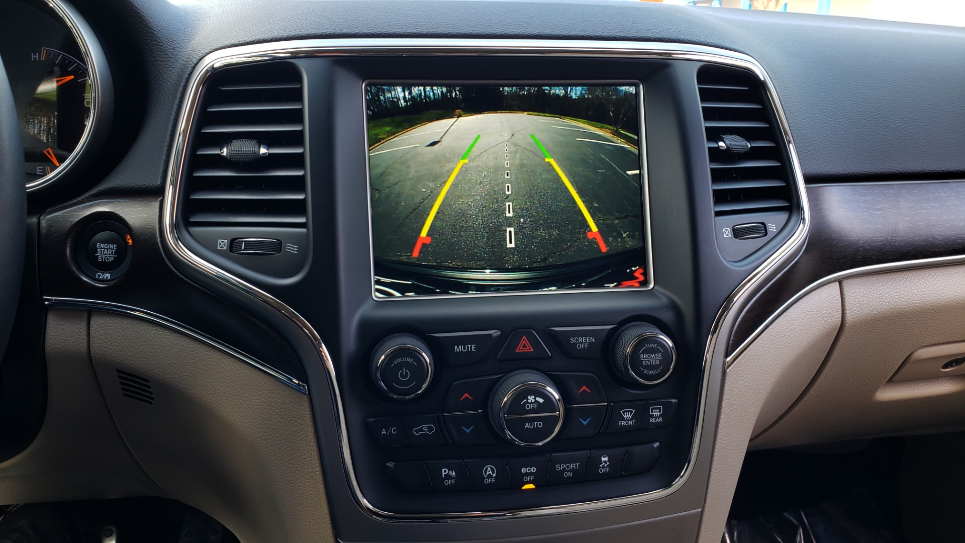 Used 2018 Jeep GRAND CHEROKEE LIMITED 4X4 / NAV / SUNROOF / HTD STS / REARVIEW for sale Sold at Formula Imports in Charlotte NC 28227 48