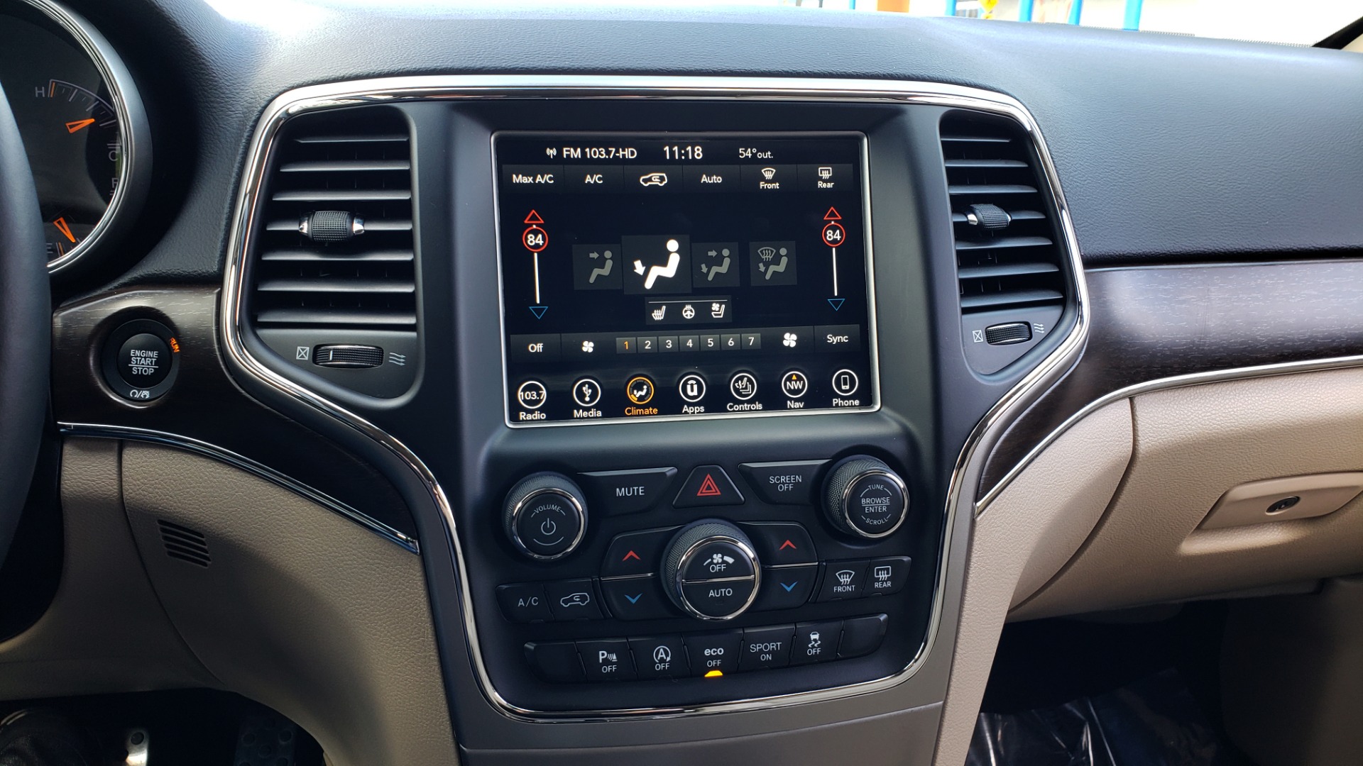 Used 2018 Jeep GRAND CHEROKEE LIMITED 4X4 / NAV / SUNROOF / HTD STS / REARVIEW for sale Sold at Formula Imports in Charlotte NC 28227 51