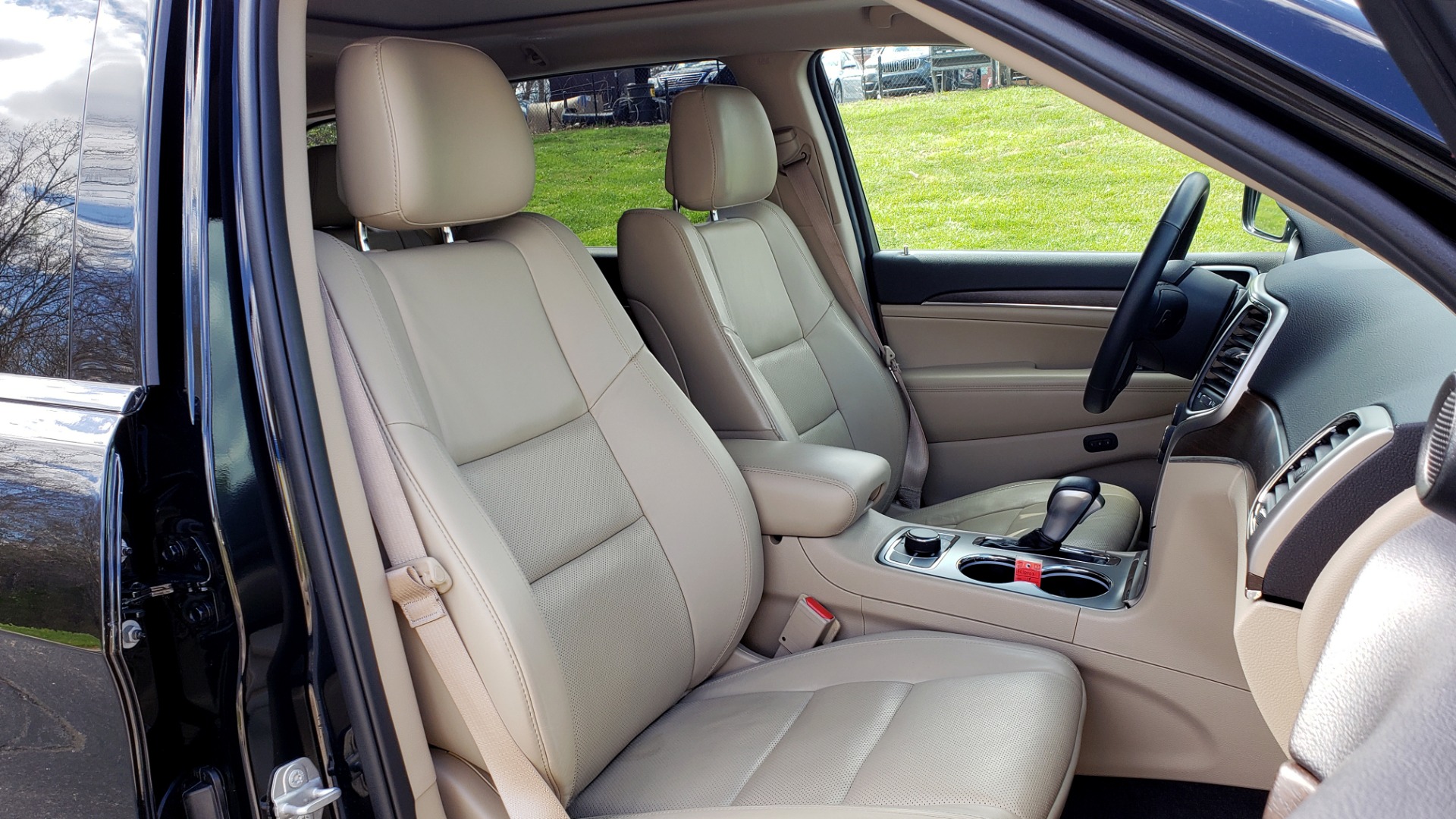 Used 2018 Jeep GRAND CHEROKEE LIMITED 4X4 / NAV / SUNROOF / HTD STS / REARVIEW for sale Sold at Formula Imports in Charlotte NC 28227 72