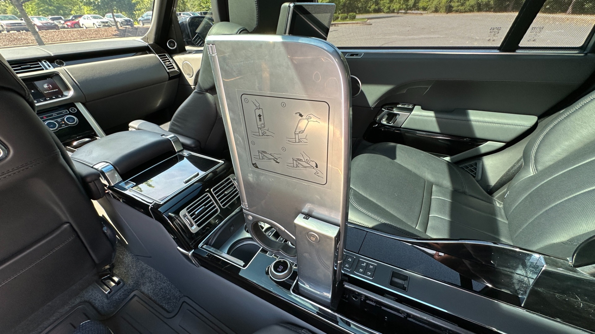 Used 2017 Land Rover Range Rover SV AUTOBIOGRAPHY / LOADED / REAR MASSAGE / EXECUTIVE SEATING / LWB for sale Sold at Formula Imports in Charlotte NC 28227 35