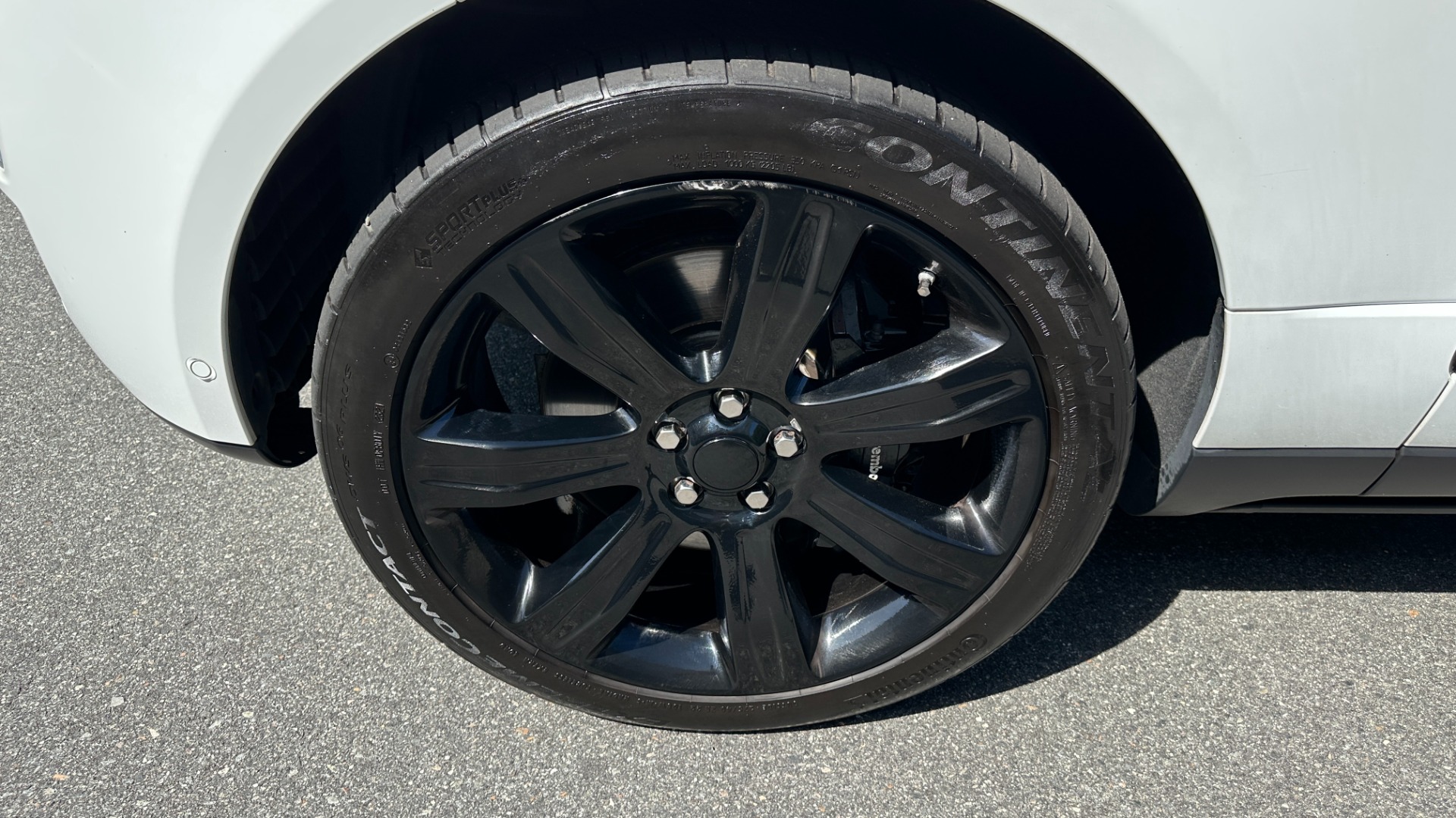 Used 2017 Land Rover Range Rover SV AUTOBIOGRAPHY / LOADED / REAR MASSAGE / EXECUTIVE SEATING / LWB for sale $75,900 at Formula Imports in Charlotte NC 28227 64