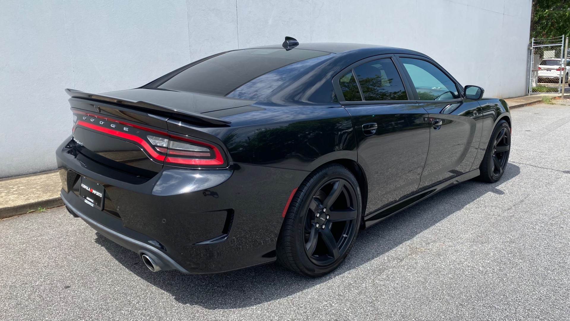 Used 2018 Dodge Charger SRT Hellcat for sale Sold at Formula Imports in Charlotte NC 28227 10