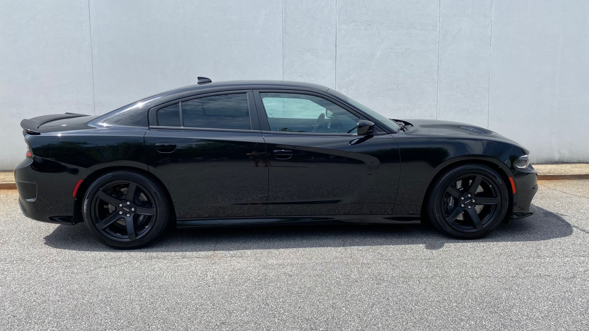 Used 2018 Dodge Charger SRT Hellcat for sale Sold at Formula Imports in Charlotte NC 28227 11