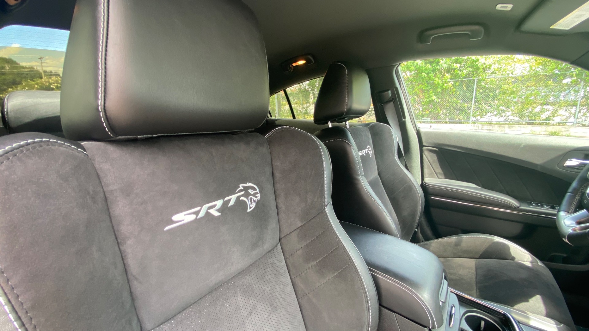 Used 2018 Dodge Charger SRT Hellcat for sale Sold at Formula Imports in Charlotte NC 28227 40