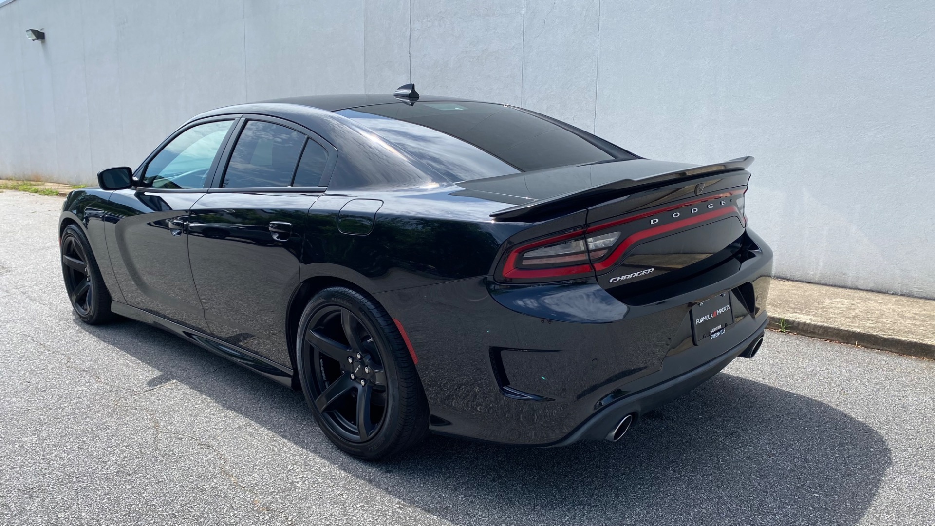 Used 2018 Dodge Charger SRT Hellcat for sale Sold at Formula Imports in Charlotte NC 28227 5