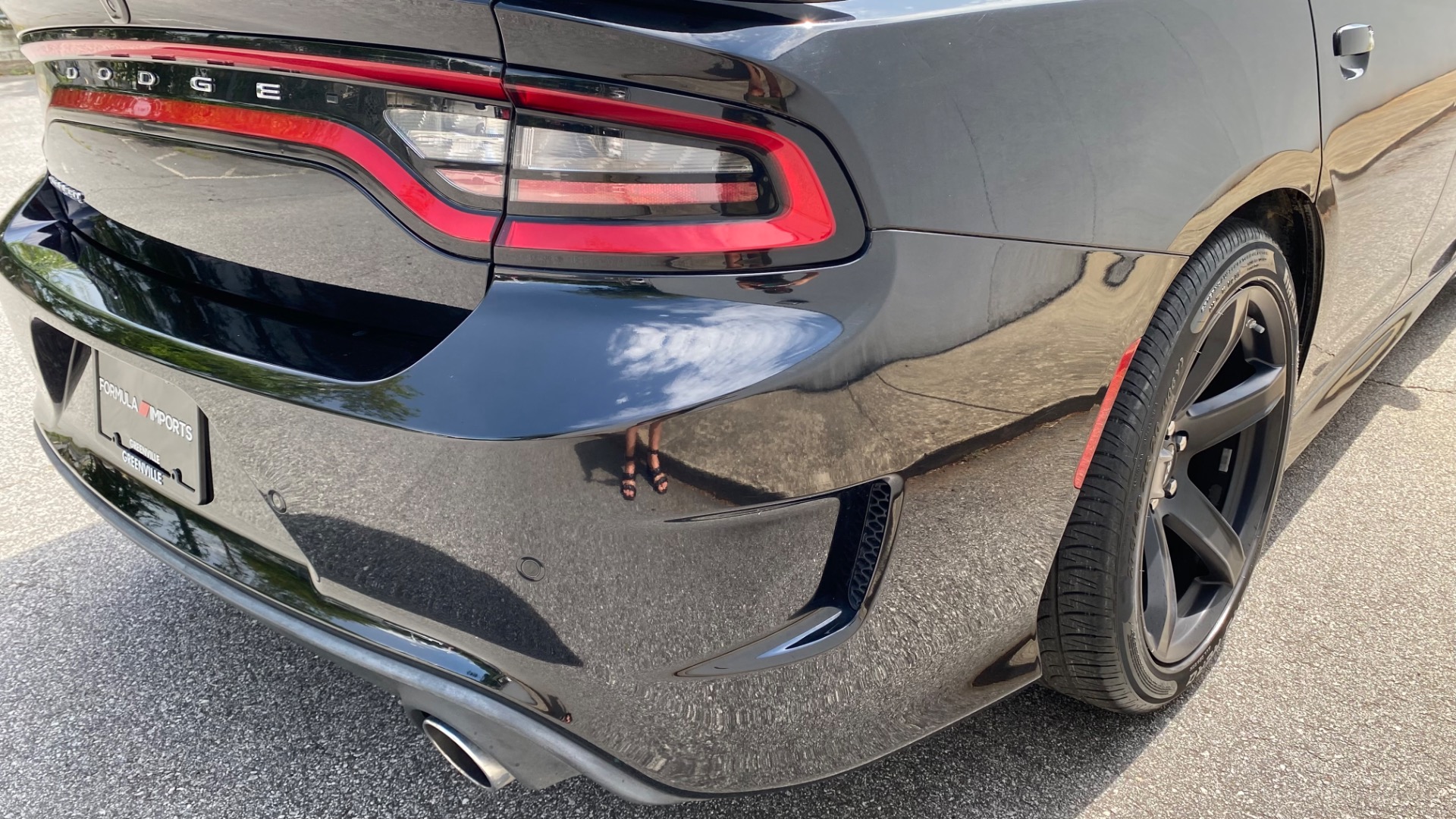 Used 2018 Dodge Charger SRT Hellcat for sale Sold at Formula Imports in Charlotte NC 28227 9