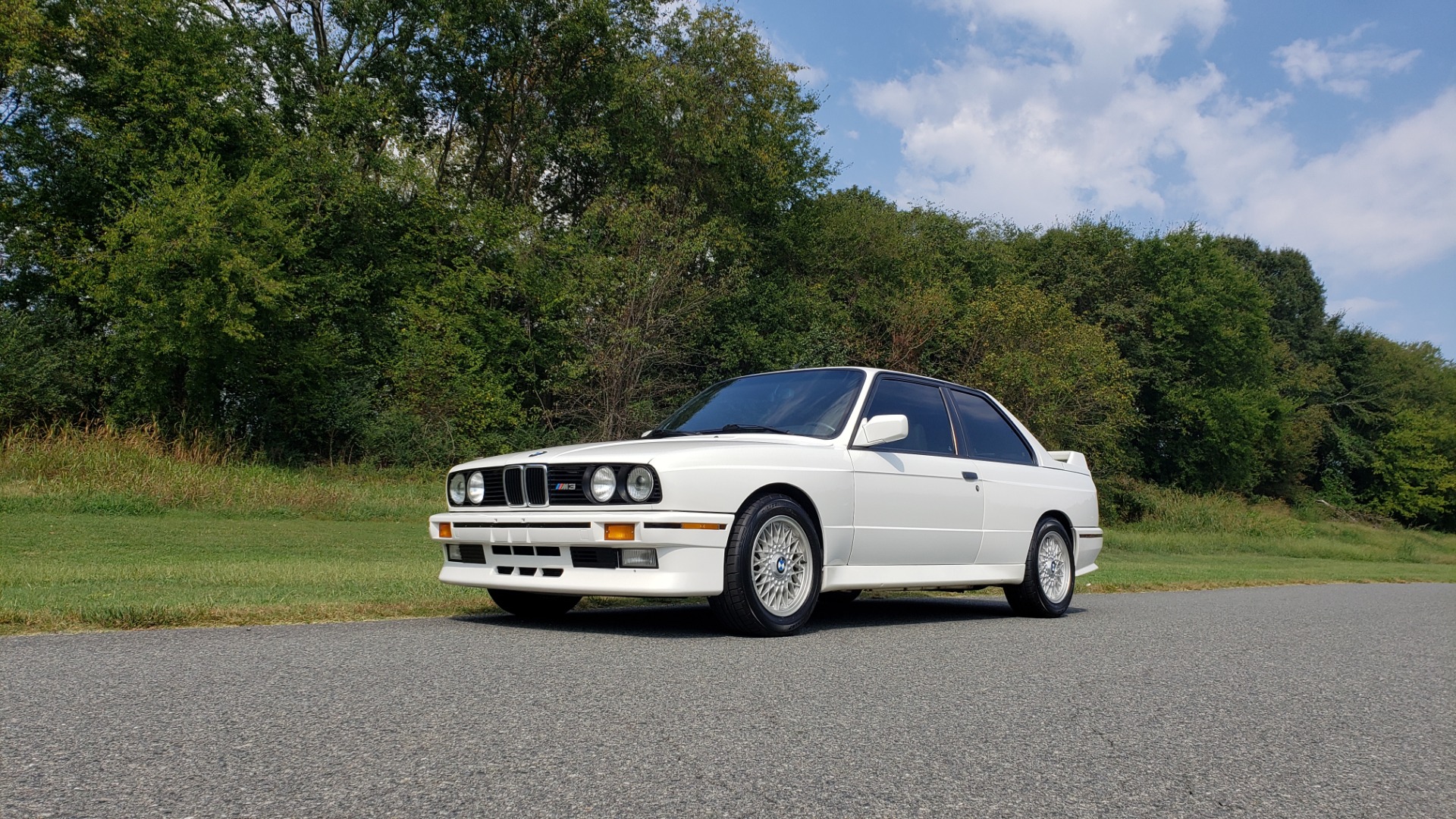 Used 1989 BMW M3 COUPE 2DR / 5-SPEED MAN / LOW MILES / SUPER CLEAN for sale Sold at Formula Imports in Charlotte NC 28227 17