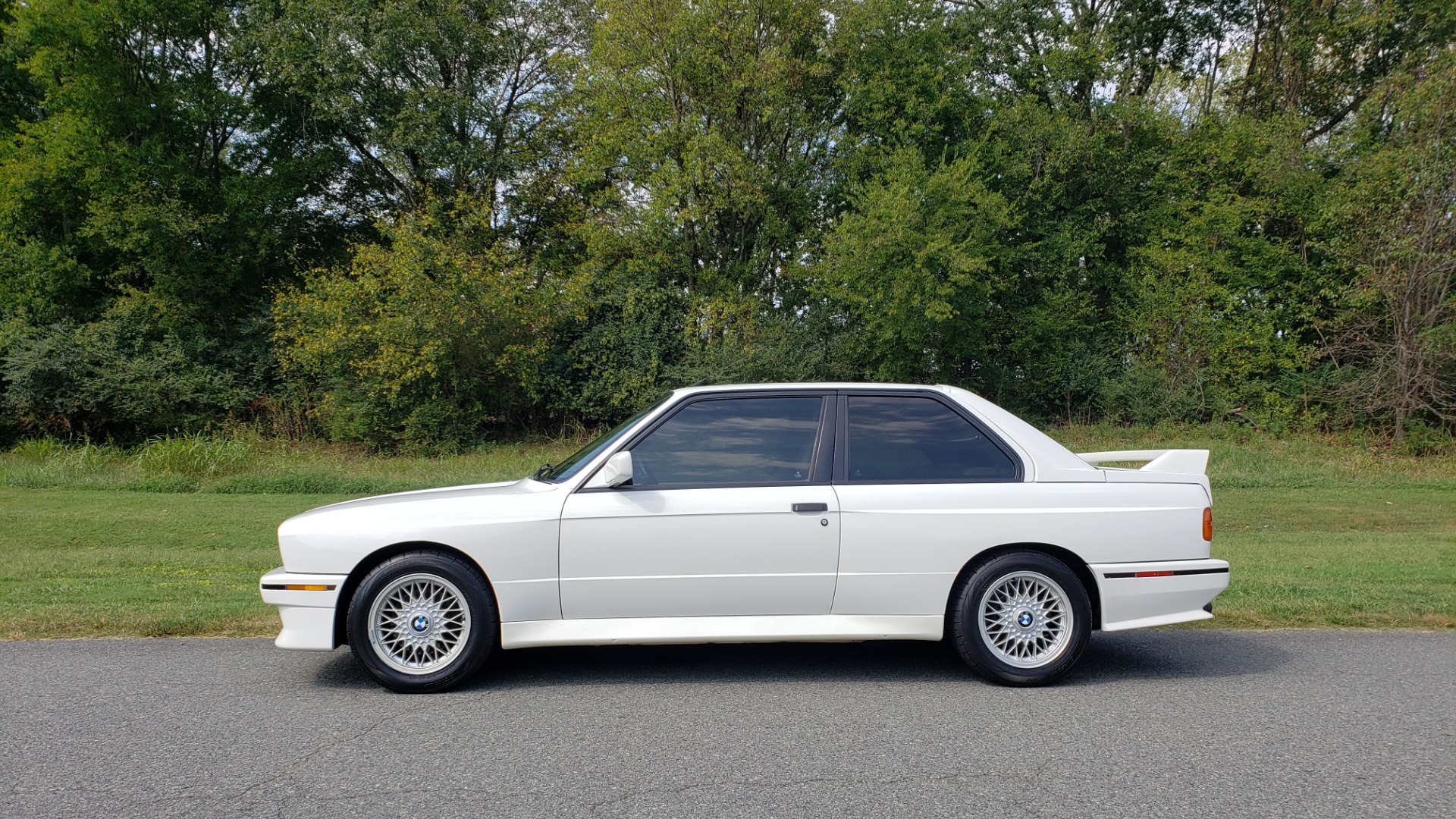 Used 1989 BMW M3 COUPE 2DR / 5-SPEED MAN / LOW MILES / SUPER CLEAN for sale Sold at Formula Imports in Charlotte NC 28227 19