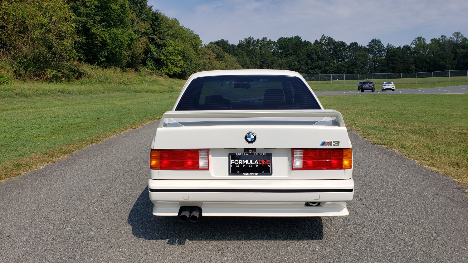Used 1989 BMW M3 COUPE 2DR / 5-SPEED MAN / LOW MILES / SUPER CLEAN for sale Sold at Formula Imports in Charlotte NC 28227 29