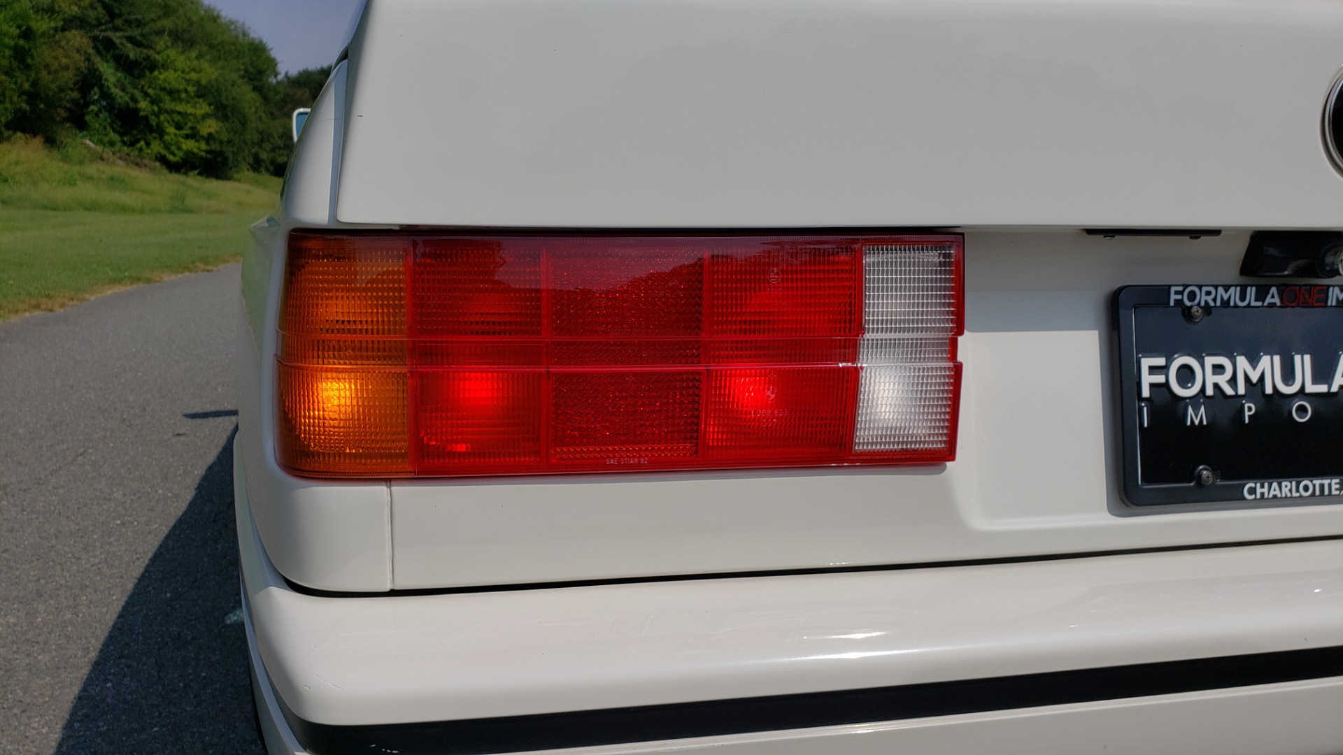 Used 1989 BMW M3 COUPE 2DR / 5-SPEED MAN / LOW MILES / SUPER CLEAN for sale Sold at Formula Imports in Charlotte NC 28227 30
