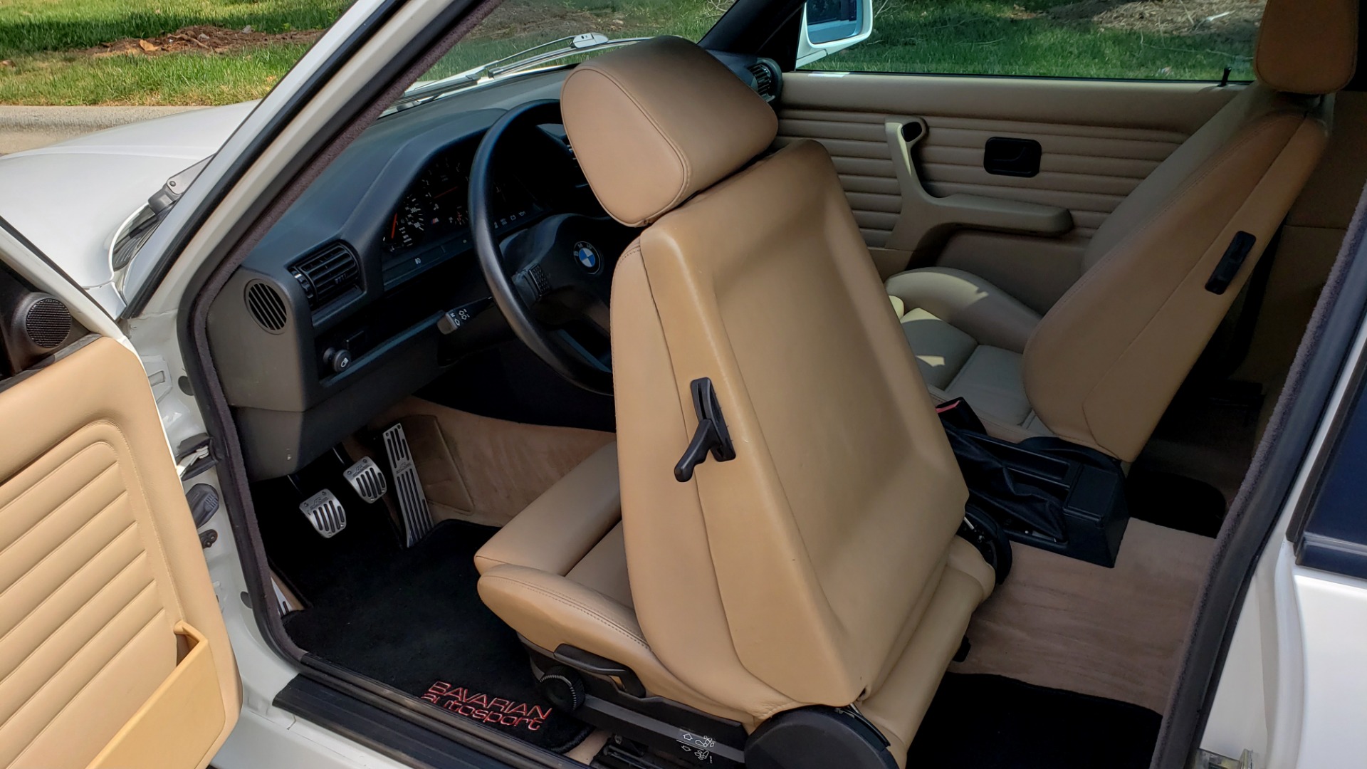 Used 1989 BMW M3 COUPE 2DR / 5-SPEED MAN / LOW MILES / SUPER CLEAN for sale Sold at Formula Imports in Charlotte NC 28227 46