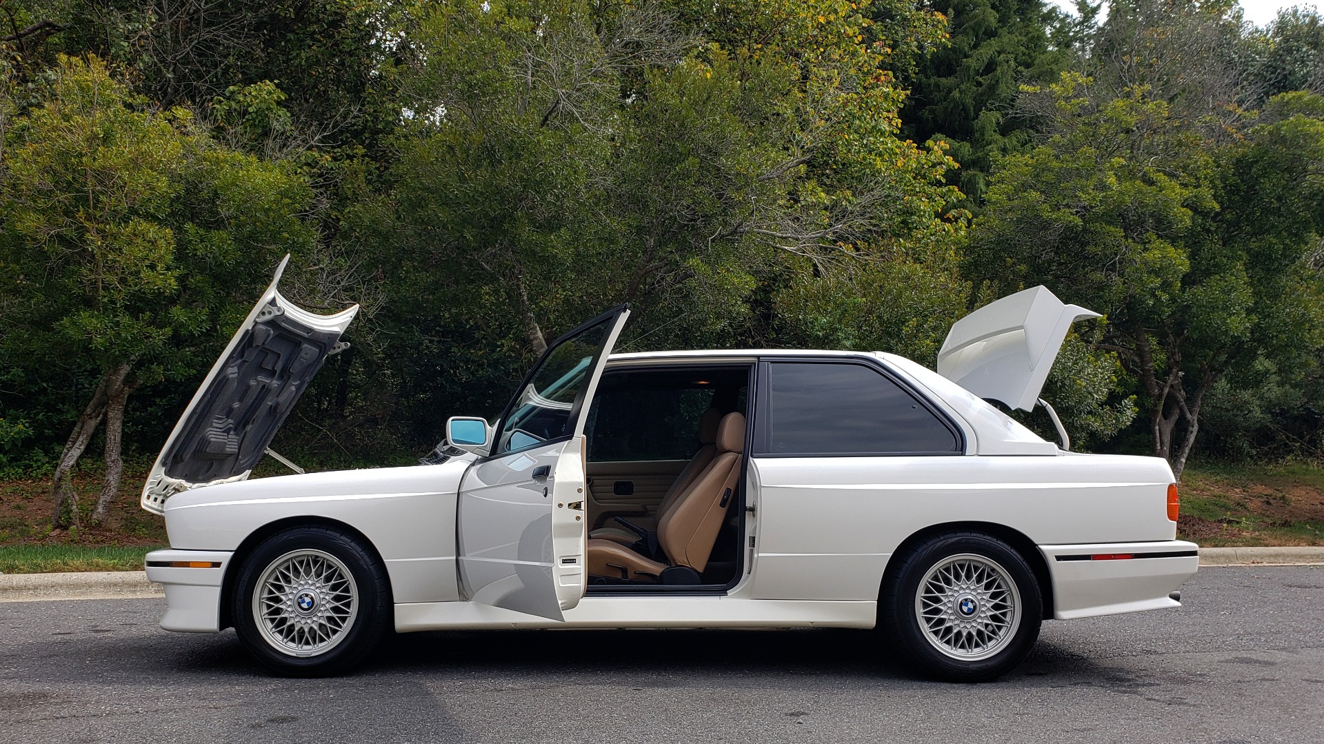 Used 1989 BMW M3 COUPE 2DR / 5-SPEED MAN / LOW MILES / SUPER CLEAN for sale Sold at Formula Imports in Charlotte NC 28227 81