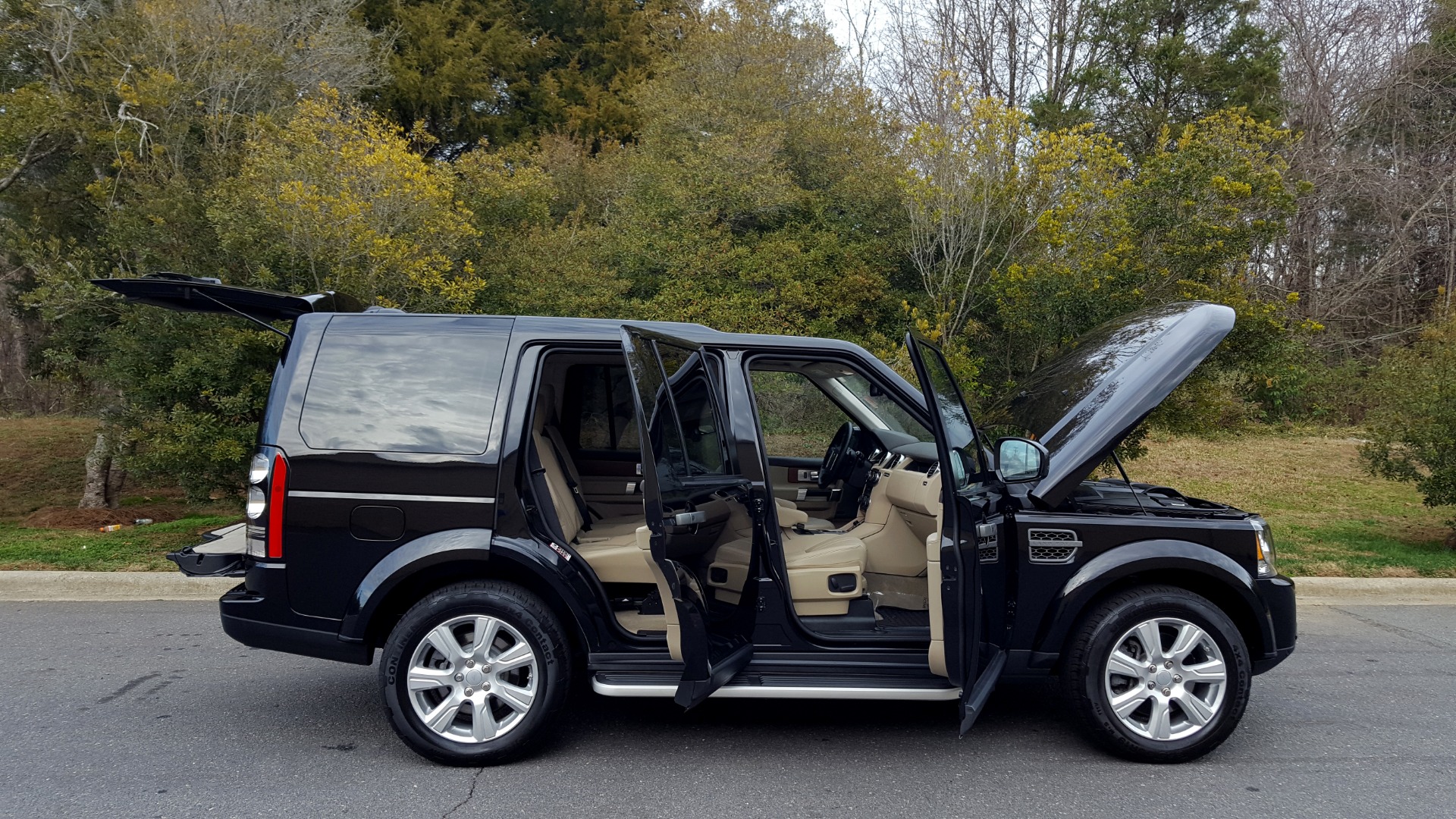 Used 2016 Land Rover LR4 HSE SC V6 / 4WD / NAV / SUNROOF / COMFORT / MERIDIAN / REARVIEW for sale Sold at Formula Imports in Charlotte NC 28227 22