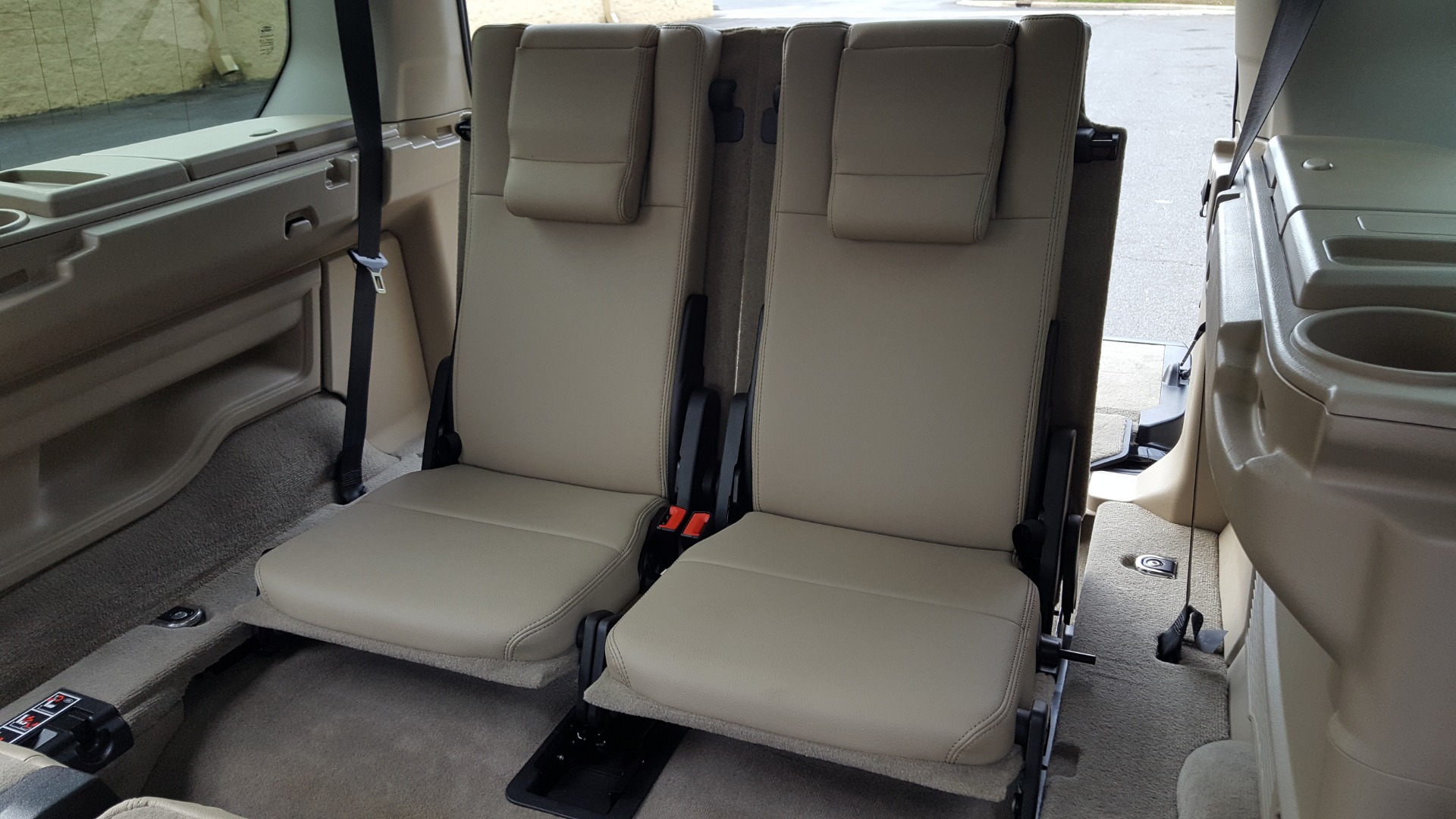 Used 2016 Land Rover LR4 HSE SC V6 / 4WD / NAV / SUNROOF / COMFORT / MERIDIAN / REARVIEW for sale Sold at Formula Imports in Charlotte NC 28227 34