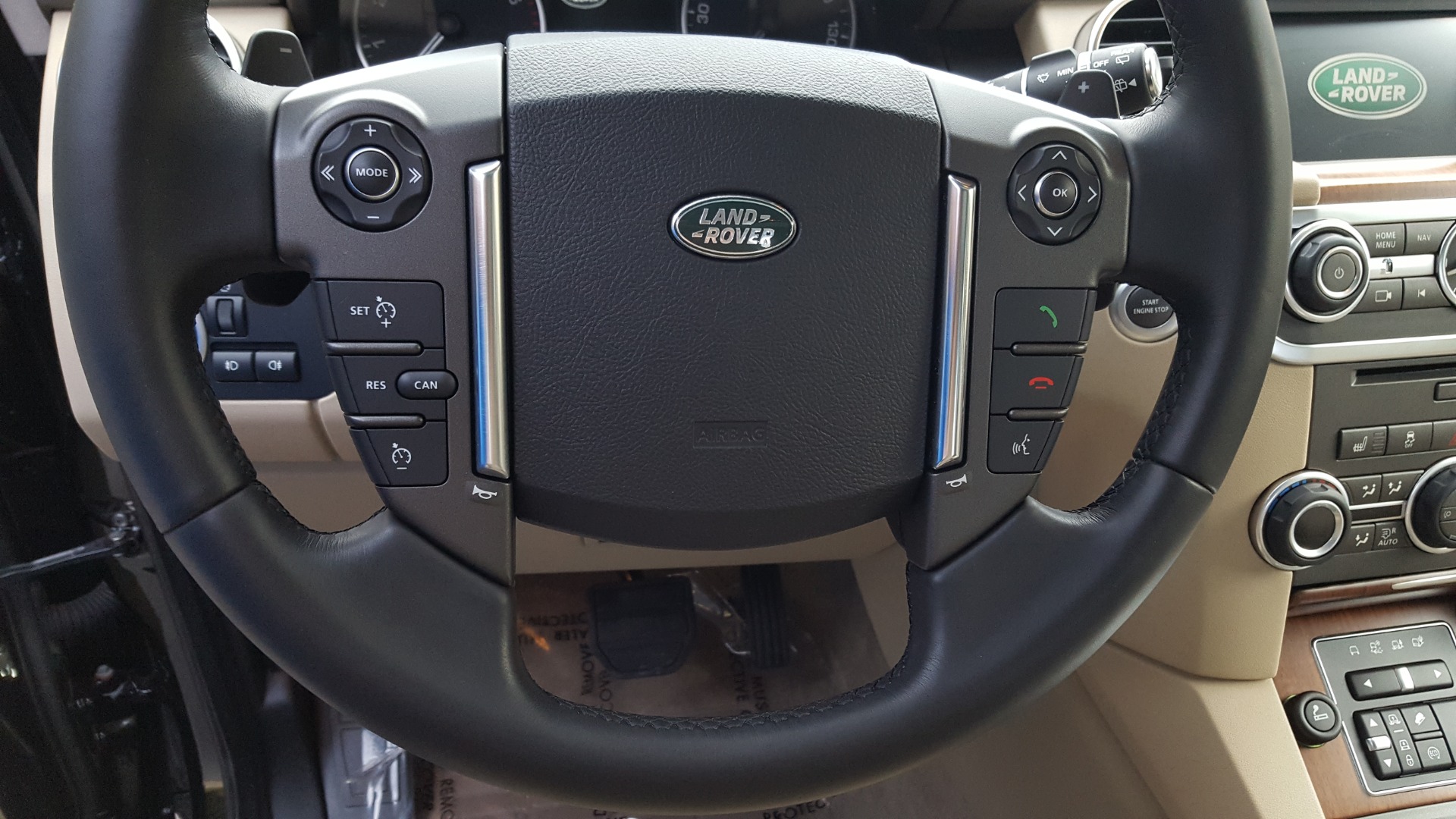 Used 2016 Land Rover LR4 HSE SC V6 / 4WD / NAV / SUNROOF / COMFORT / MERIDIAN / REARVIEW for sale Sold at Formula Imports in Charlotte NC 28227 50