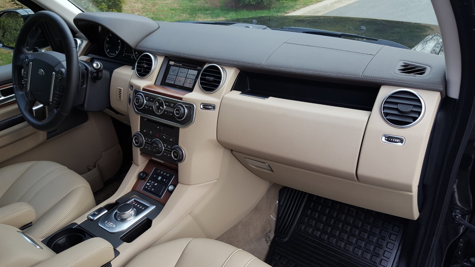 Used 2016 Land Rover LR4 HSE SC V6 / 4WD / NAV / SUNROOF / COMFORT / MERIDIAN / REARVIEW for sale Sold at Formula Imports in Charlotte NC 28227 86