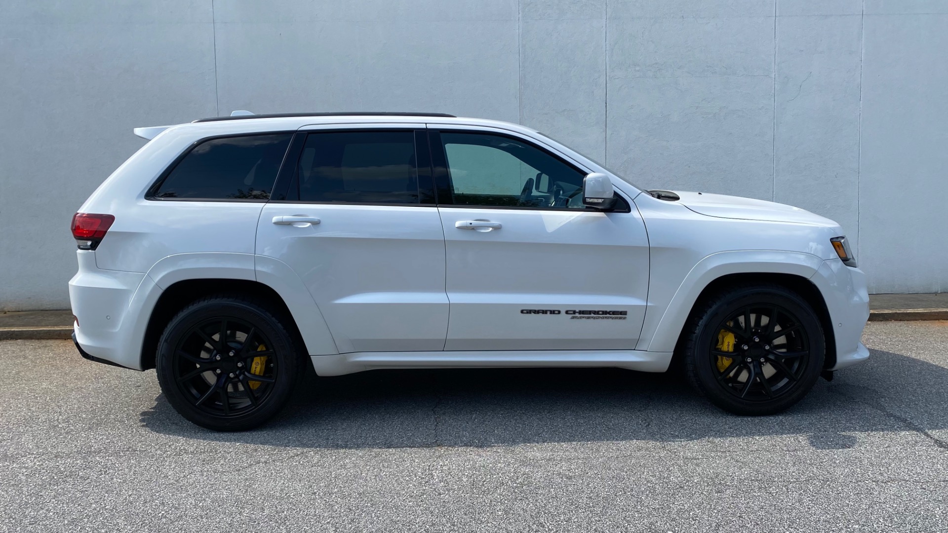 Used 2018 Jeep Grand Cherokee Trackhawk for sale $91,995 at Formula Imports in Charlotte NC 28227 11