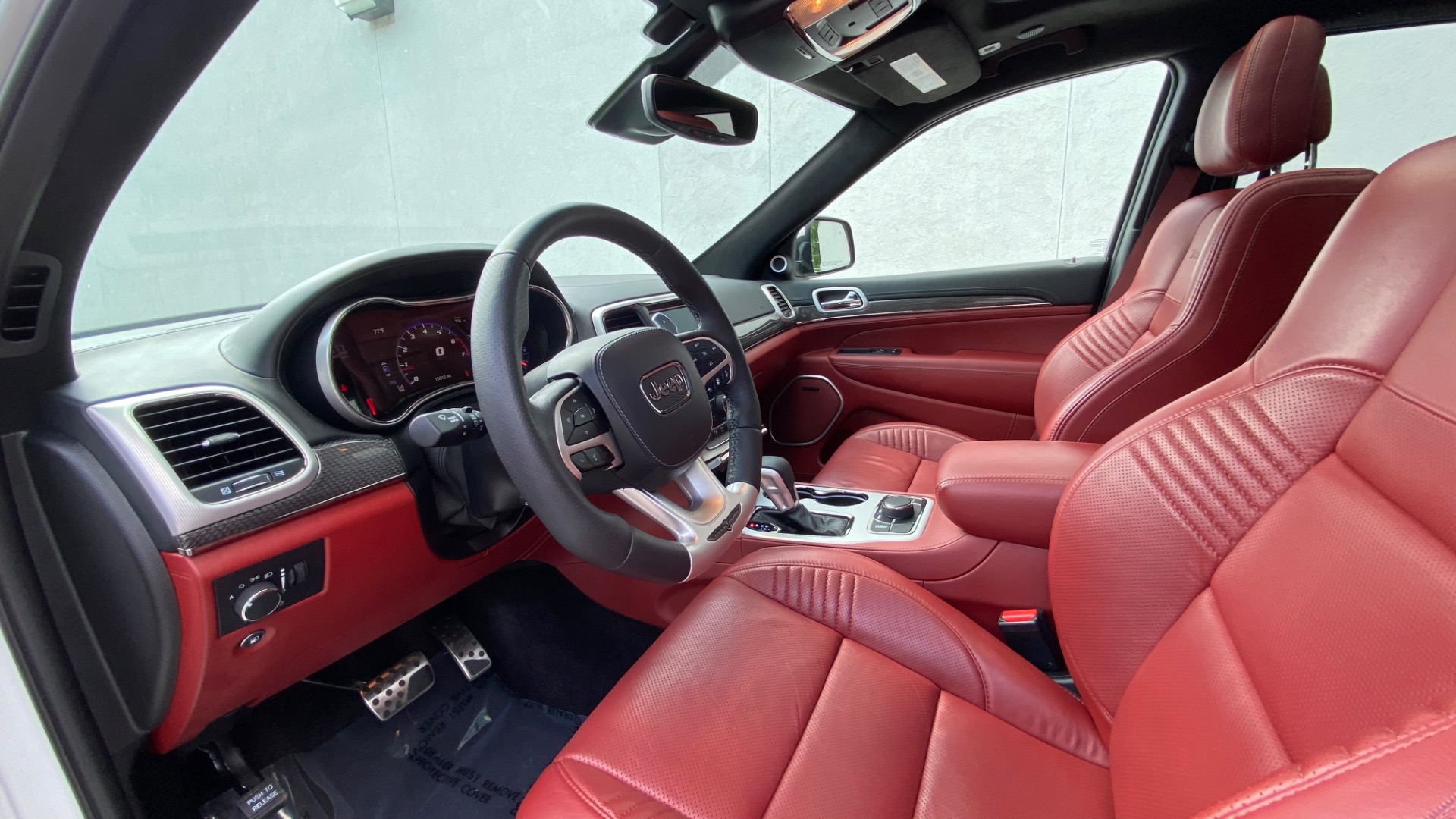 Used 2018 Jeep Grand Cherokee Trackhawk for sale $91,995 at Formula Imports in Charlotte NC 28227 19
