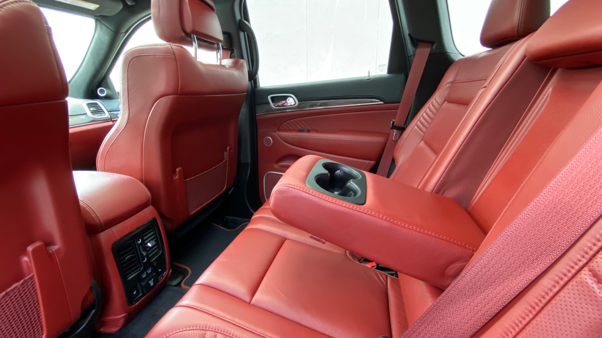 Used 2018 Jeep Grand Cherokee Trackhawk for sale $91,995 at Formula Imports in Charlotte NC 28227 36
