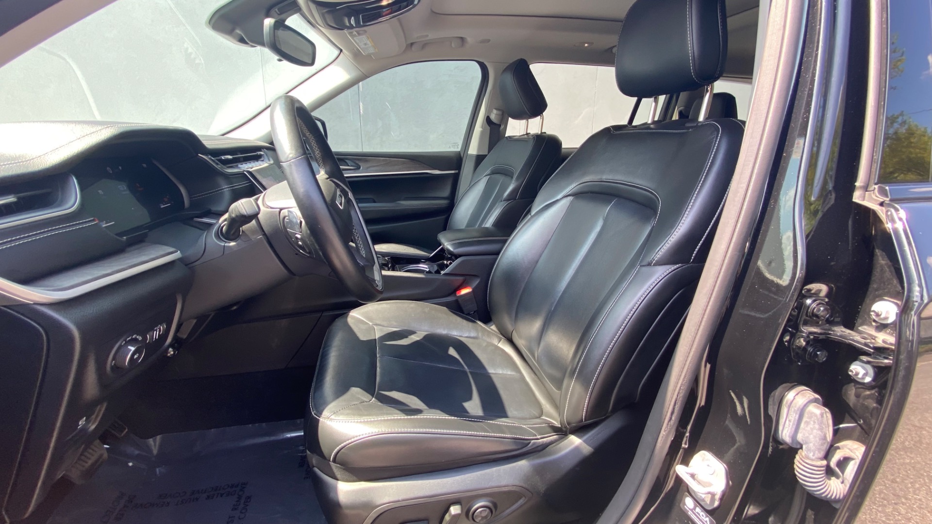 Used 2021 Jeep Grand Cherokee L Limited for sale $40,995 at Formula Imports in Charlotte NC 28227 21