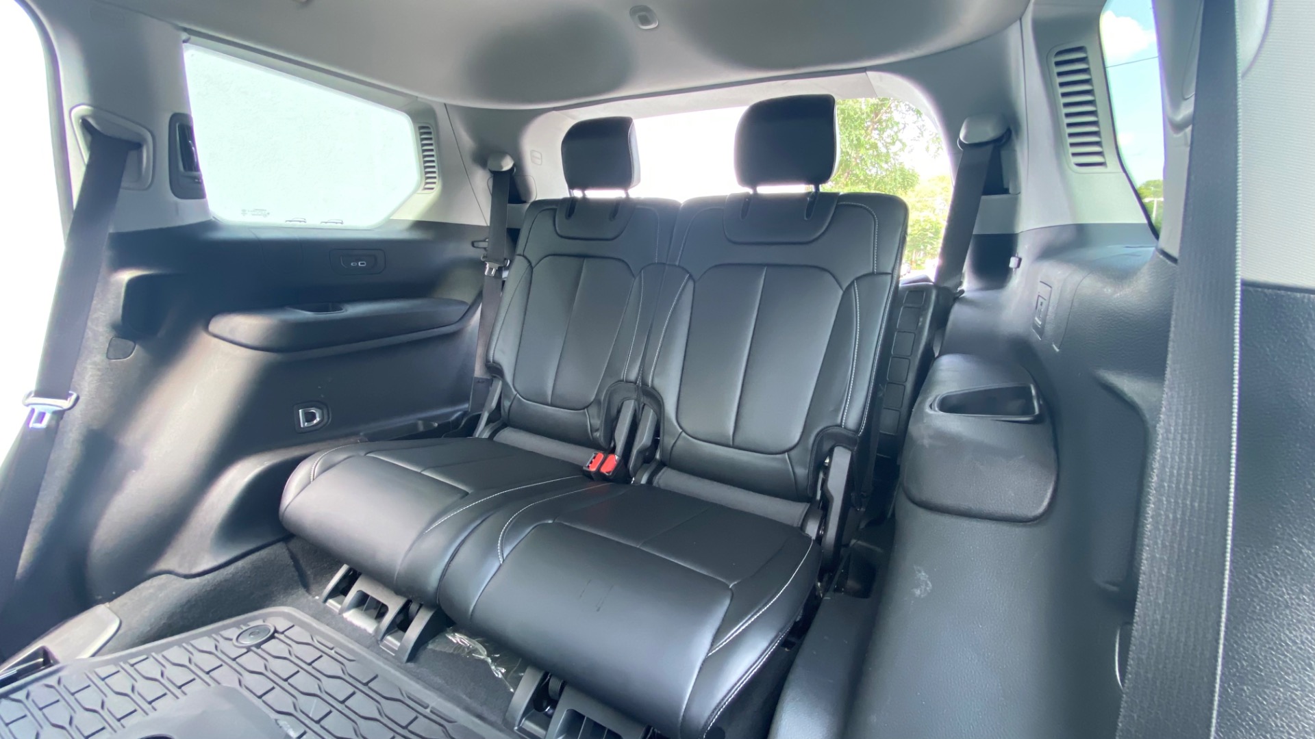 Used 2021 Jeep Grand Cherokee L Limited for sale $40,995 at Formula Imports in Charlotte NC 28227 41