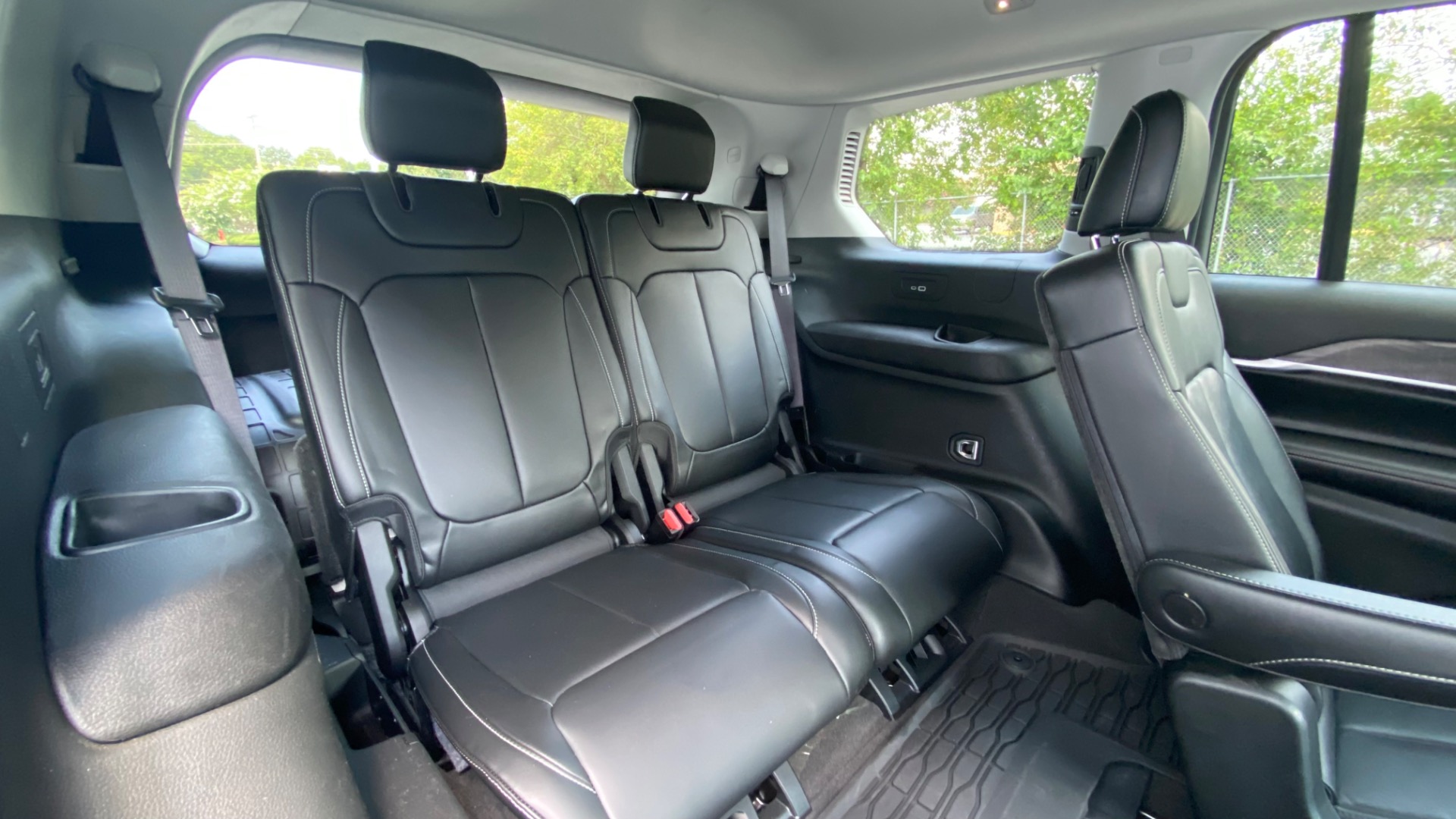 Used 2021 Jeep Grand Cherokee L Limited for sale $40,995 at Formula Imports in Charlotte NC 28227 45