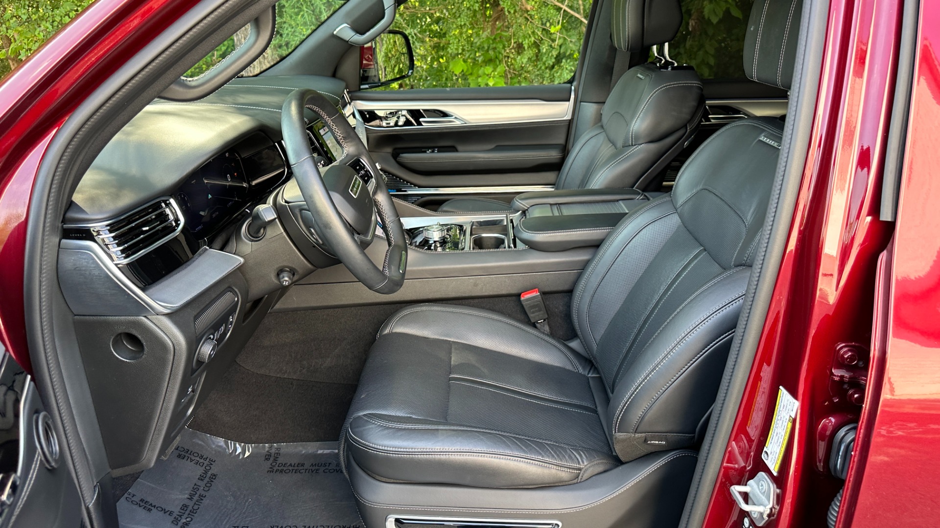 Used 2022 Jeep Grand Wagoneer Series I / PASSENGER FRONT DISPLAY / METAL ACCENTS / MCINTOSH SOUND for sale Sold at Formula Imports in Charlotte NC 28227 12