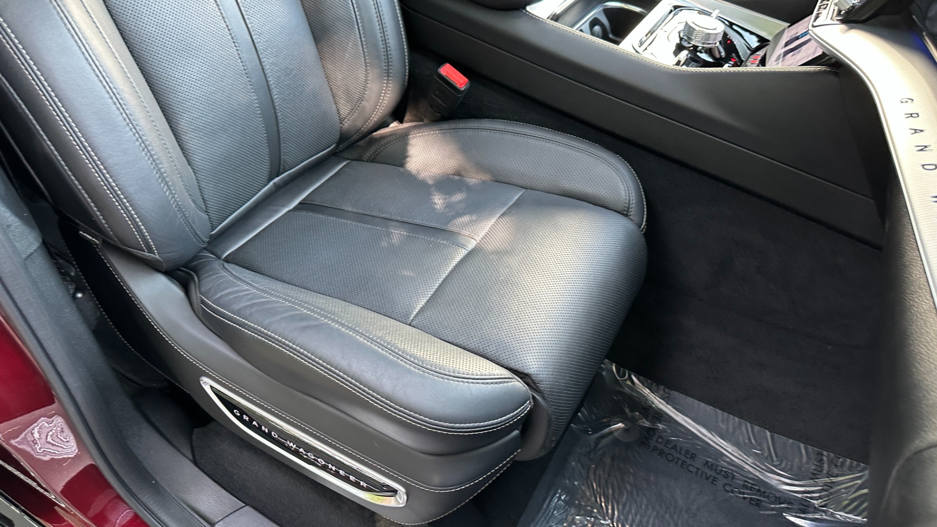 Used 2022 Jeep Grand Wagoneer Series I / PASSENGER FRONT DISPLAY / METAL ACCENTS / MCINTOSH SOUND for sale Sold at Formula Imports in Charlotte NC 28227 47