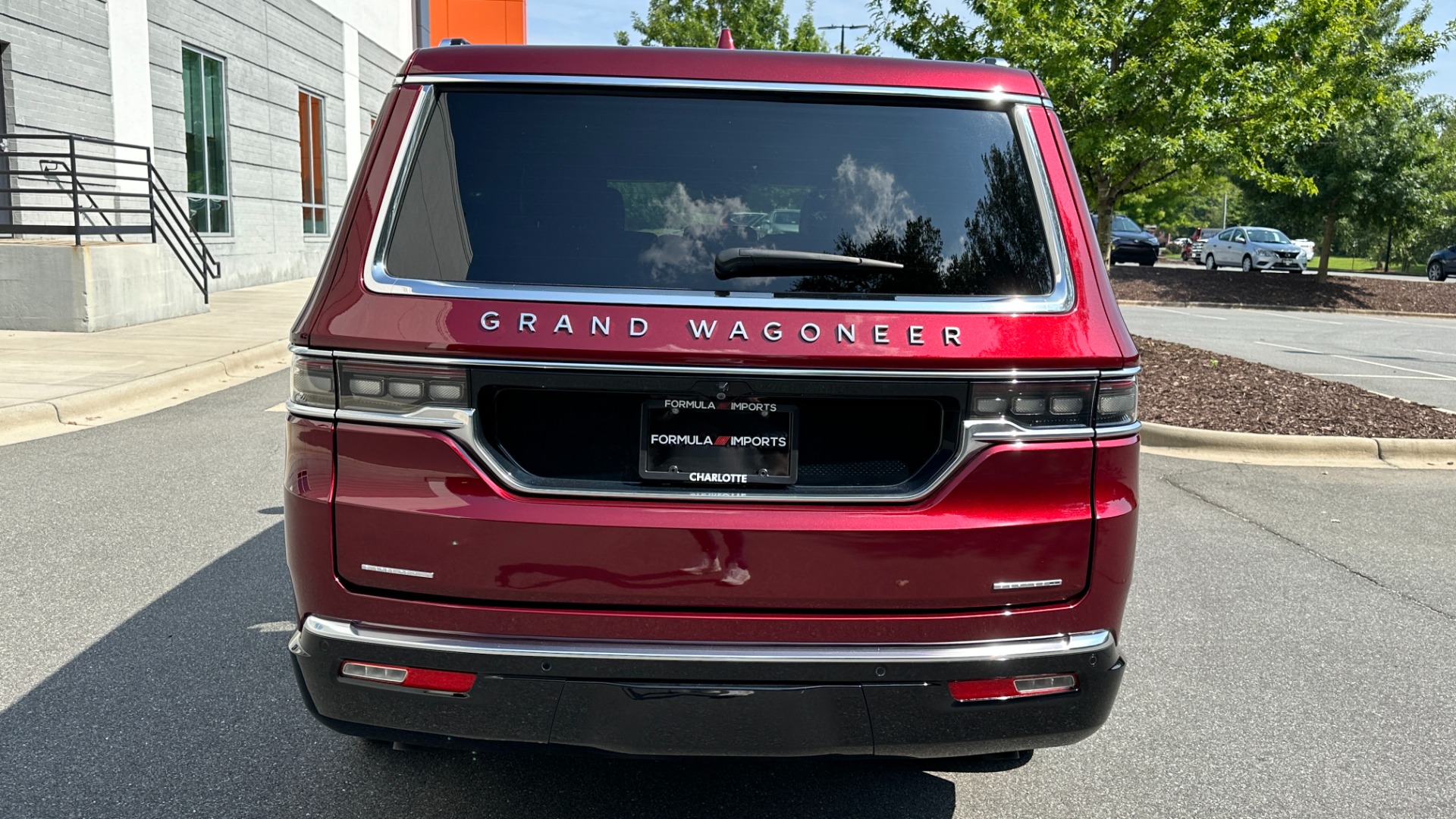 Used 2022 Jeep Grand Wagoneer Series I / PASSENGER FRONT DISPLAY / METAL ACCENTS / MCINTOSH SOUND for sale Sold at Formula Imports in Charlotte NC 28227 9