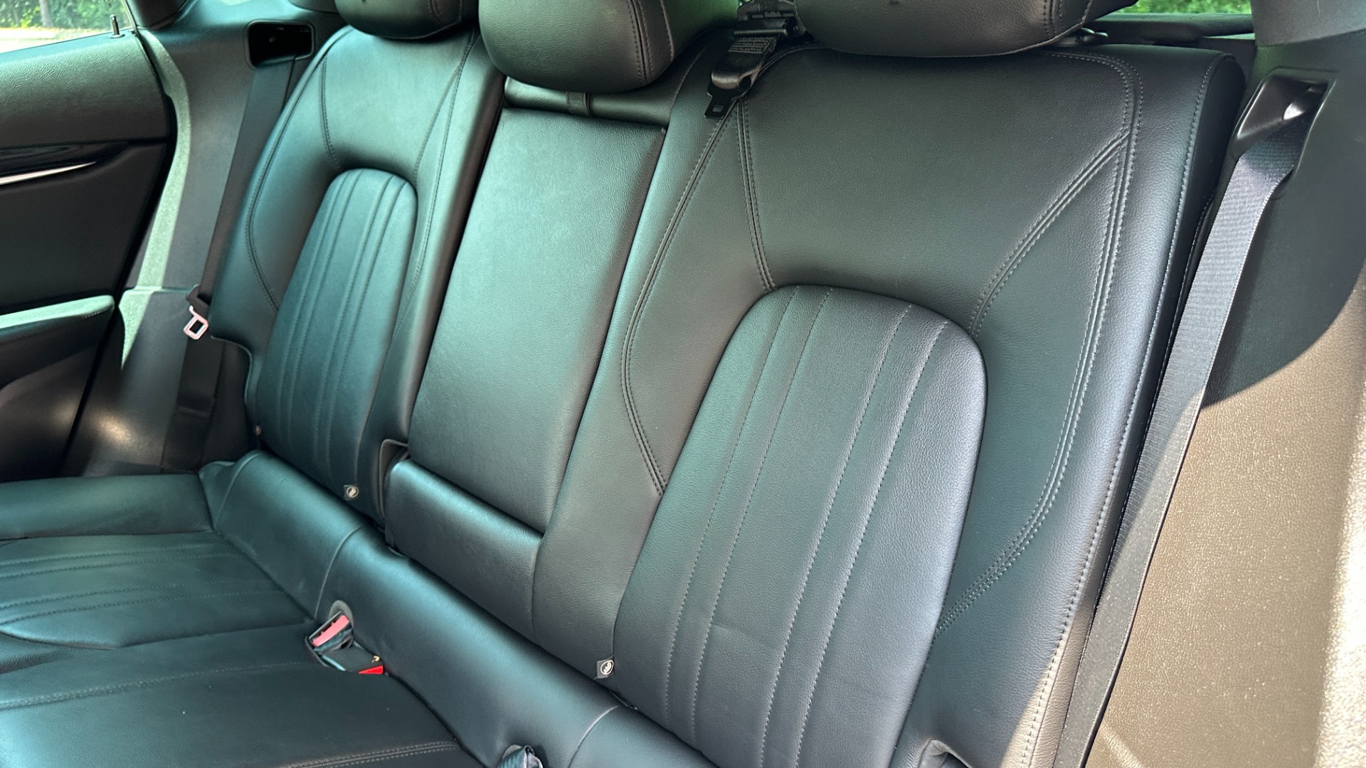 Used 2019 Maserati Levante HK SOUND / GLOSS 21IN WHEELS / PANORAMIC ROOF / DRIVER ASSIST / MORE!! for sale Sold at Formula Imports in Charlotte NC 28227 31