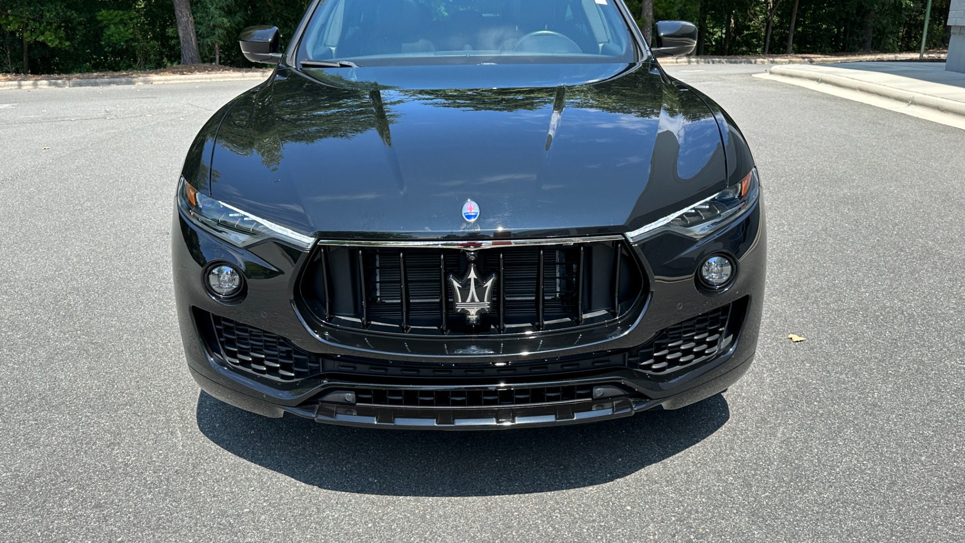 Used 2019 Maserati Levante HK SOUND / GLOSS 21IN WHEELS / PANORAMIC ROOF / DRIVER ASSIST / MORE!! for sale $41,995 at Formula Imports in Charlotte NC 28227 5