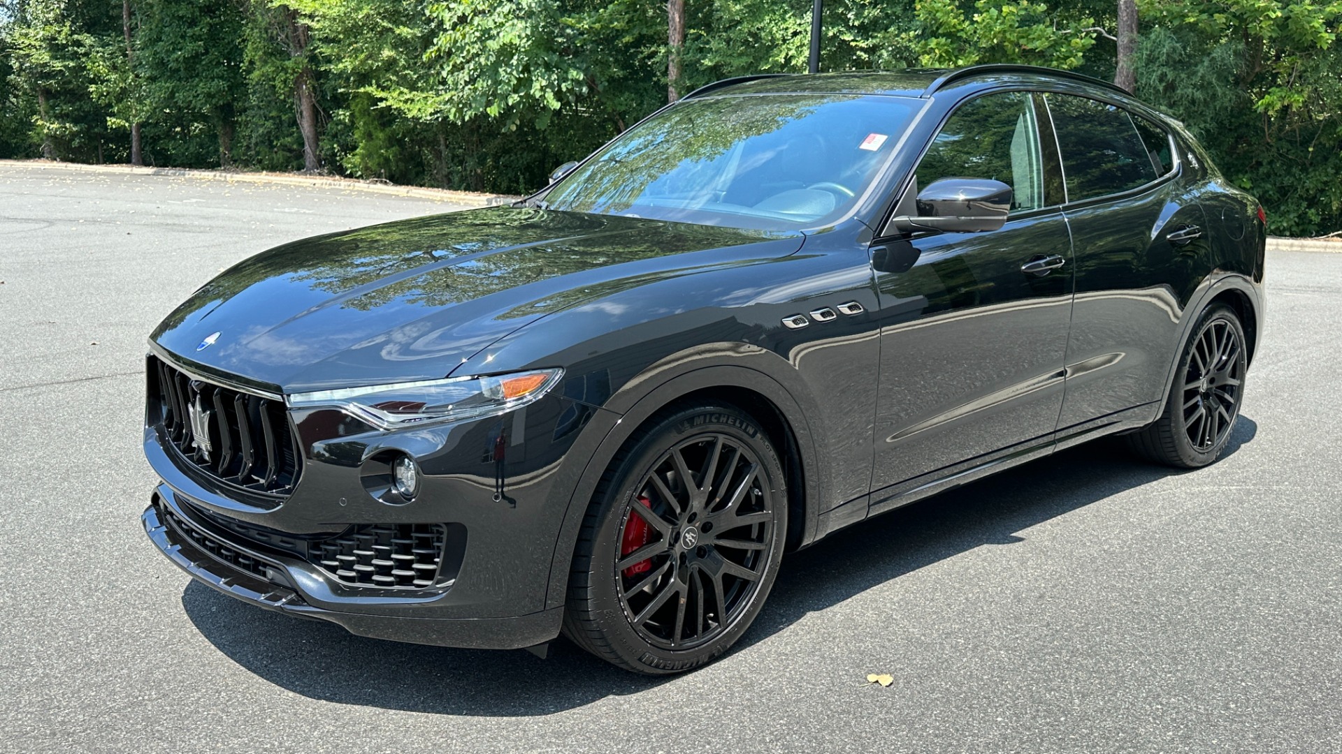 Used 2019 Maserati Levante HK SOUND / GLOSS 21IN WHEELS / PANORAMIC ROOF / DRIVER ASSIST / MORE!! for sale $41,995 at Formula Imports in Charlotte NC 28227 7