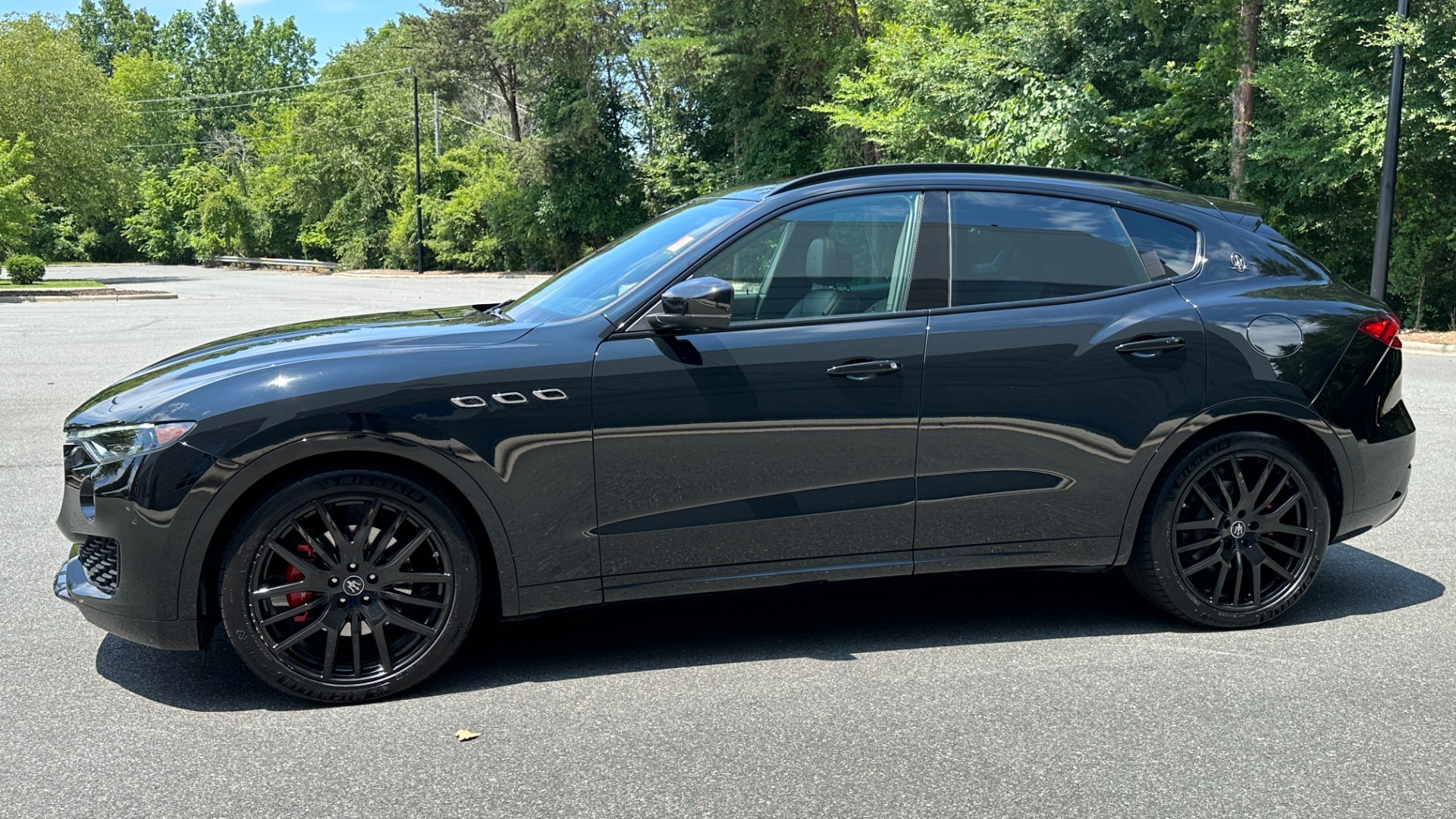 Used 2019 Maserati Levante HK SOUND / GLOSS 21IN WHEELS / PANORAMIC ROOF / DRIVER ASSIST / MORE!! for sale Sold at Formula Imports in Charlotte NC 28227 8