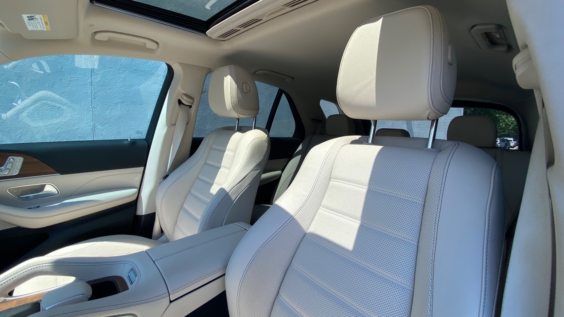 Used 2022 Mercedes-Benz GLE 350 AMG LINE // 21 WHEELS // VENT SEATS for sale Sold at Formula Imports in Charlotte NC 28227 23